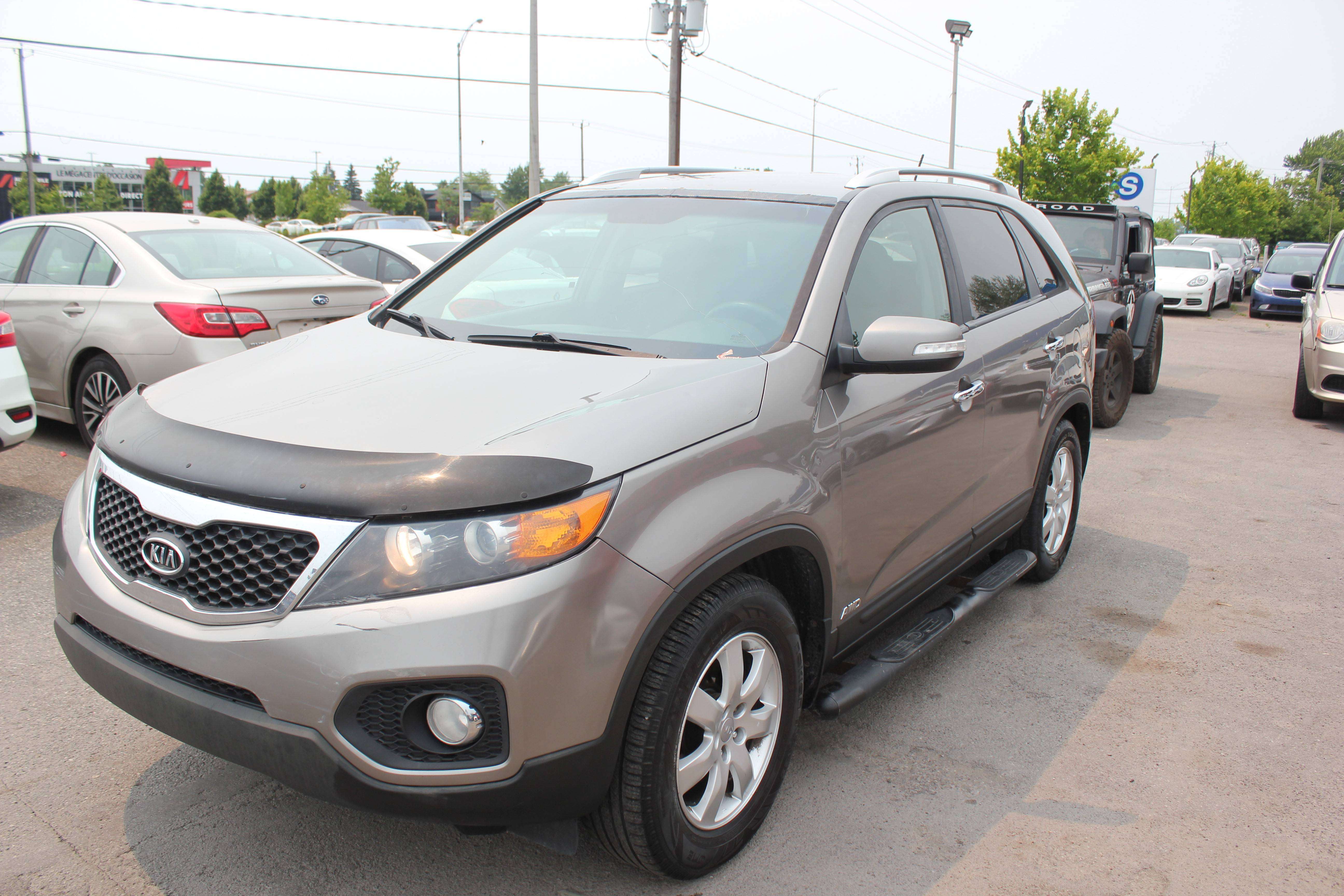 2013 Kia Sorento LX w-3rd Row