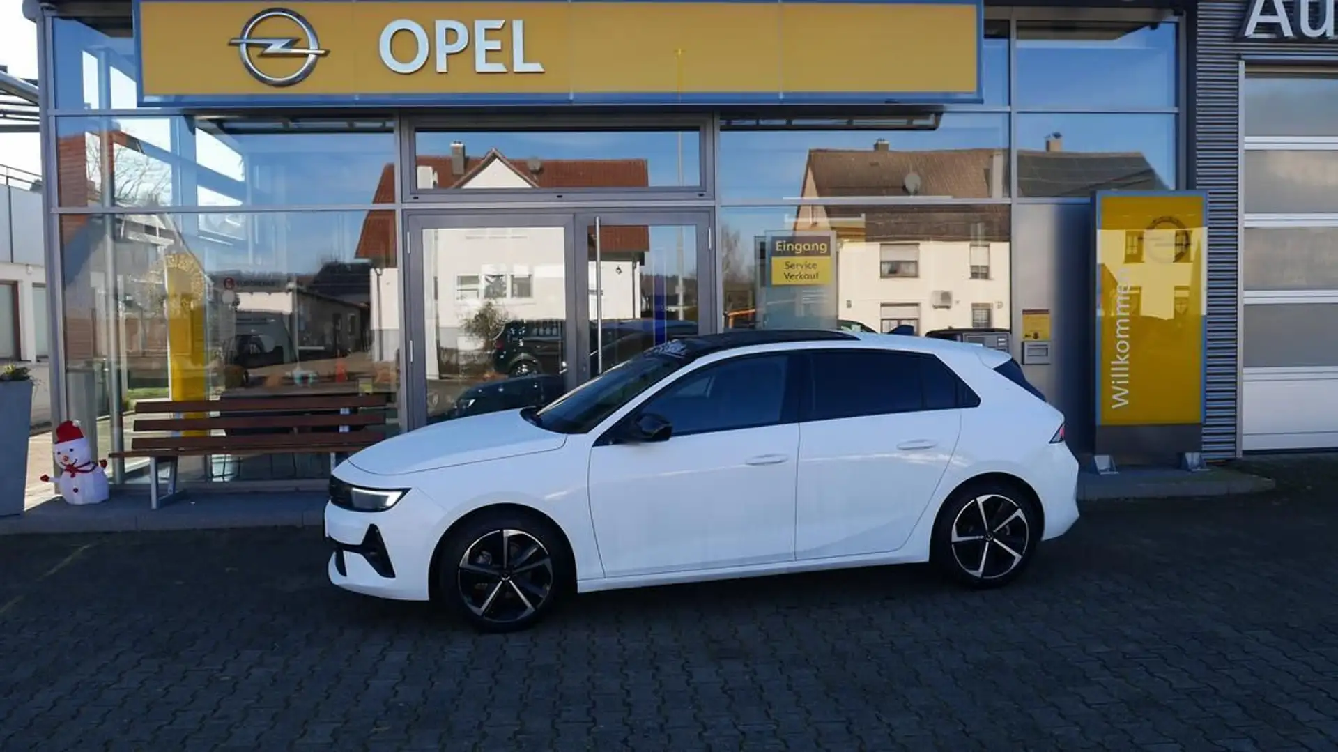 Opel Astra ASTRA L 1.2 GS 5trg Weiß - 1