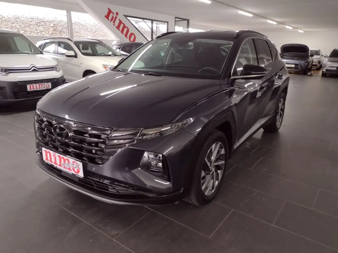 Hyundai TUCSON Trend Mild-Hybrid 4WD Gris - 2