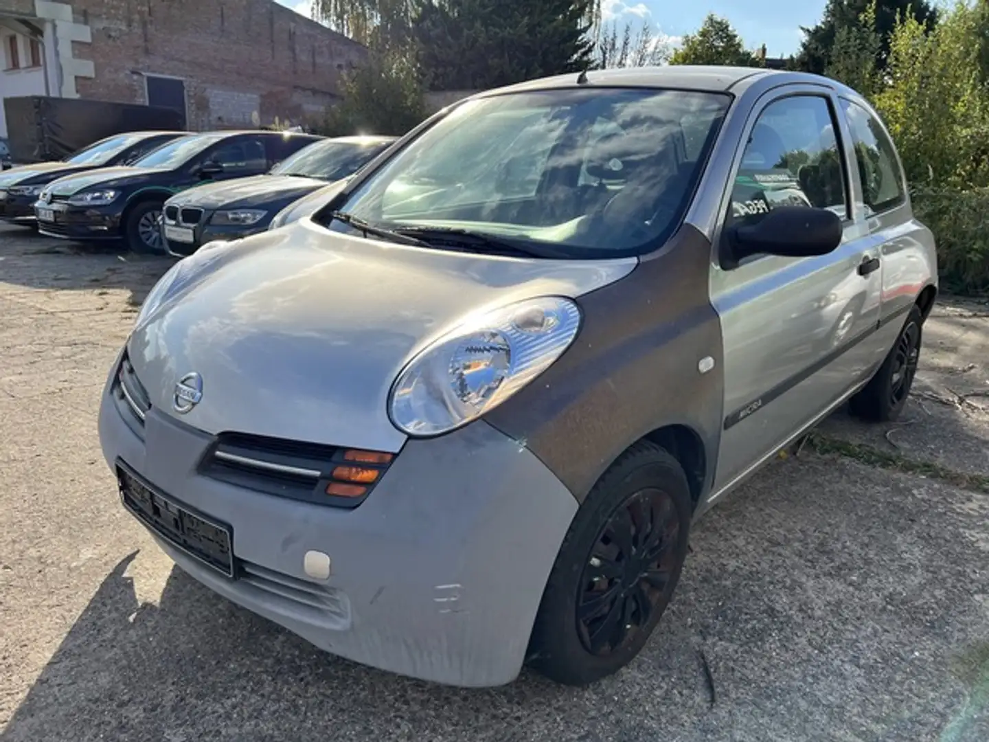 Nissan Micra City Automatik+Klima+ Grau - 1