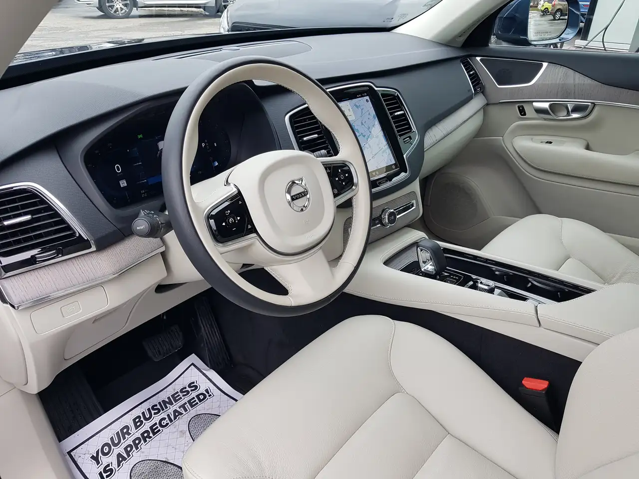 Volvo XC90 снимка Volvo XC90
