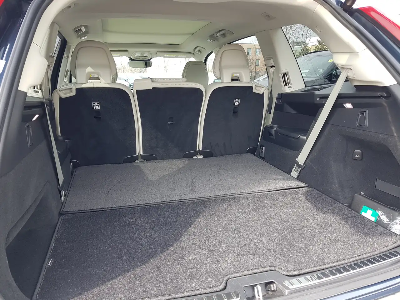 Volvo XC90 снимка Volvo XC90