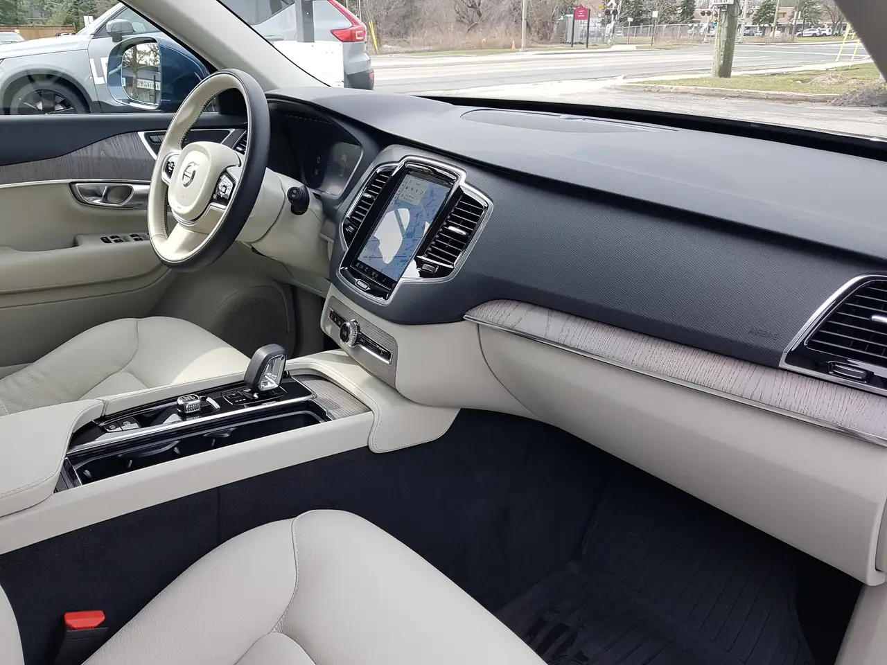 Volvo XC90 снимка Volvo XC90