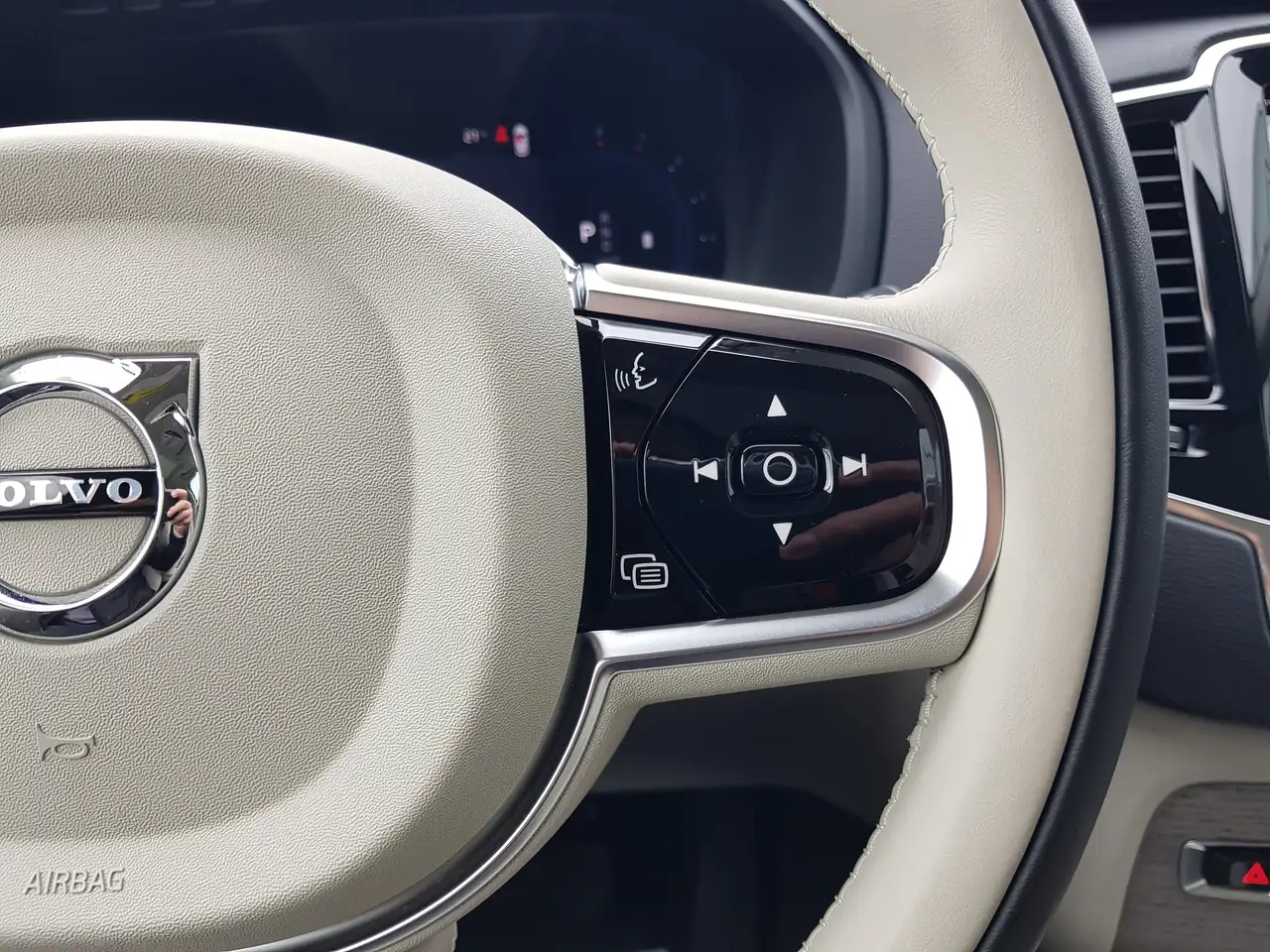 Volvo XC90 снимка Volvo XC90