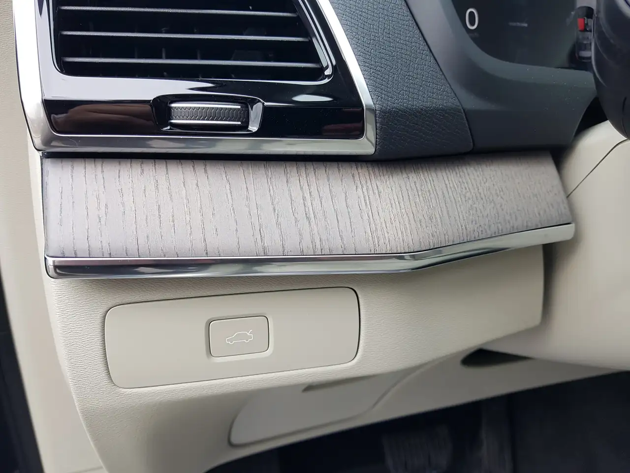 Volvo XC90 снимка Volvo XC90
