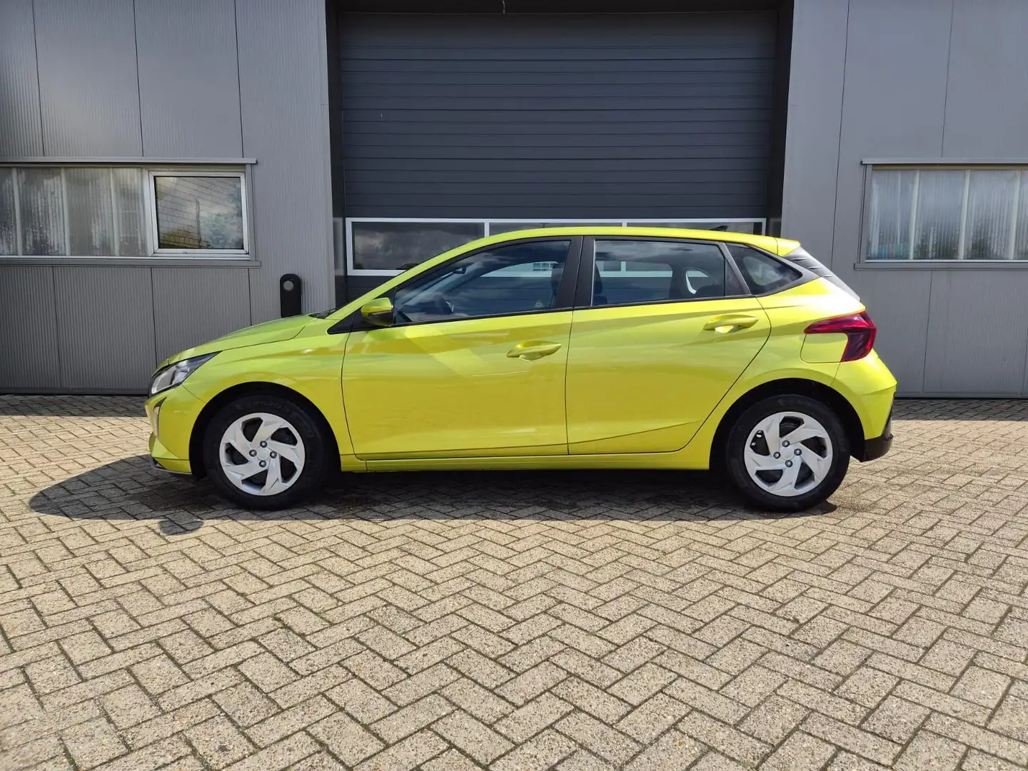 Hyundai i20 1.0 T-GDI 90PS 5-türig Sitzheizung Lenkradheizu... Gelb - 2