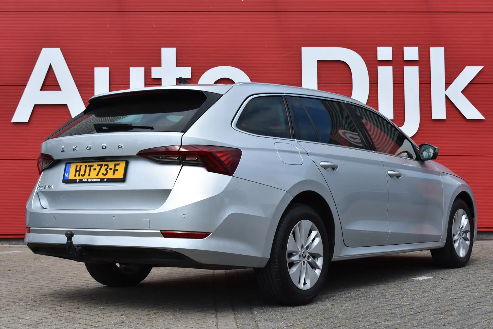 Skoda Octavia Combi 1.0 TSI Business Edition Plus LED | Virtual Grijs - 2