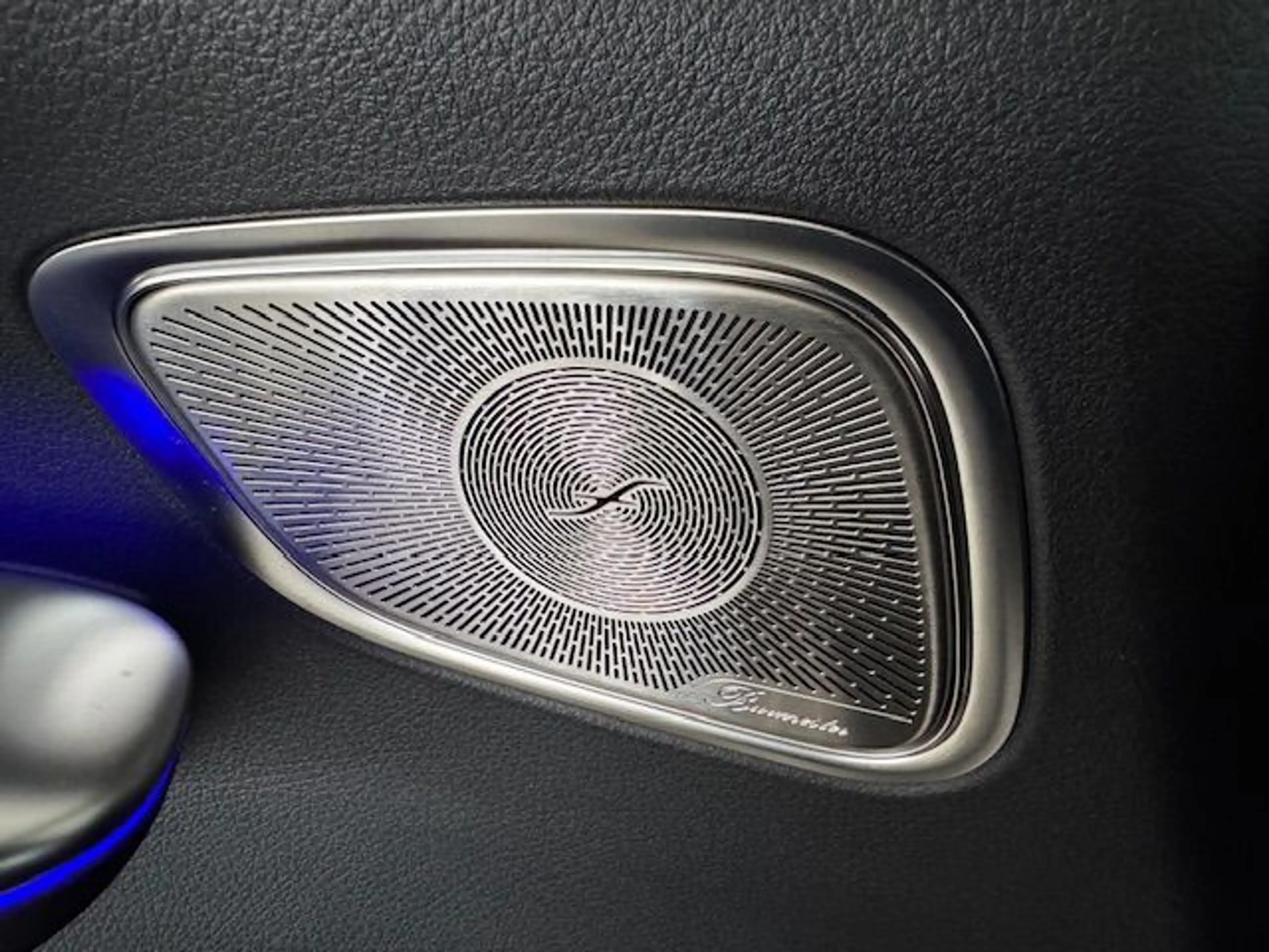 Mercedes-Benz GLC 450 d 4M AMG Line Pano AHK Night 360° FAP Me — photo 14