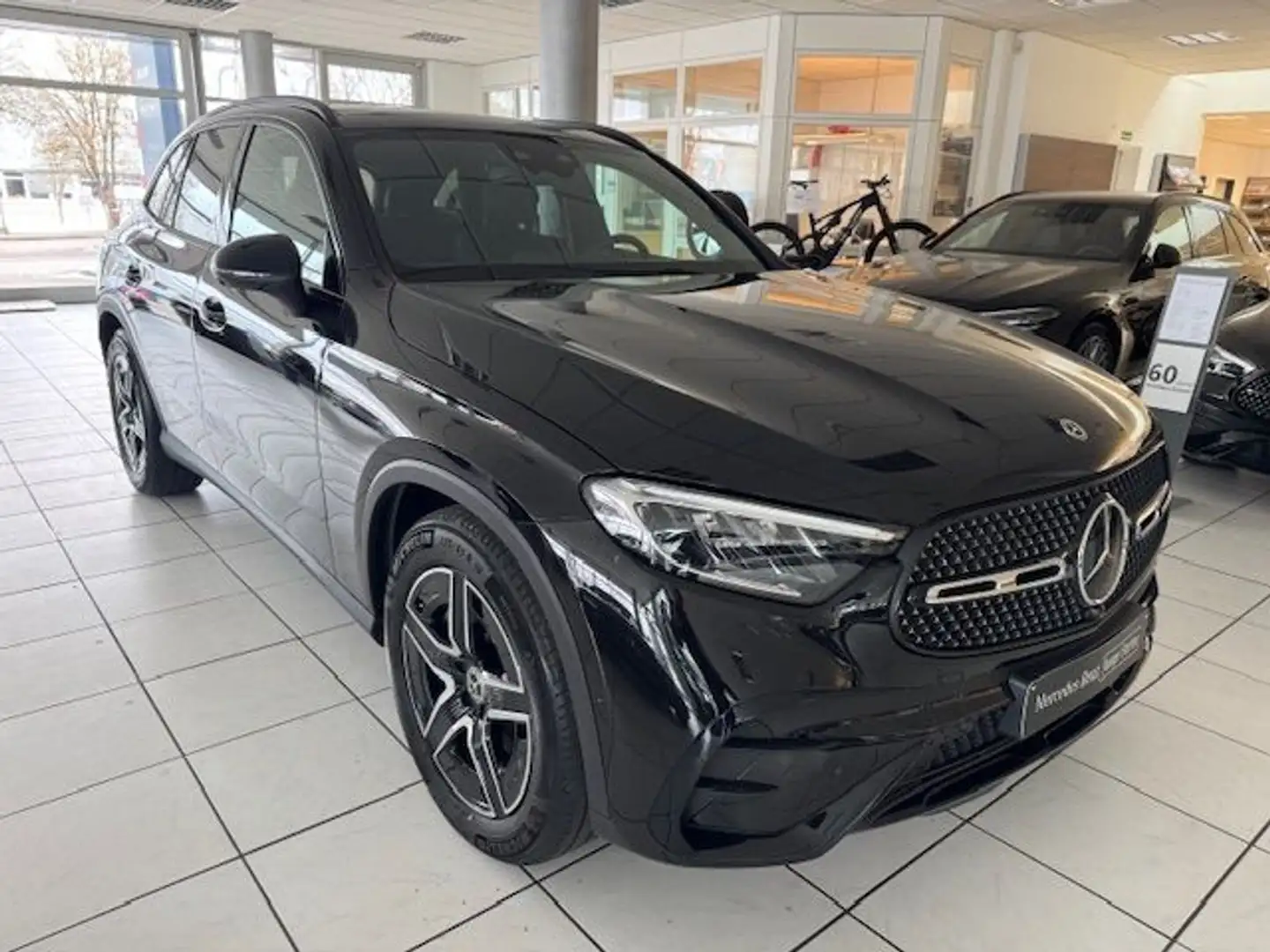 Mercedes-Benz GLC 450 d 4M AMG Line Pano AHK Night 360° FAP Me Schwarz - 2