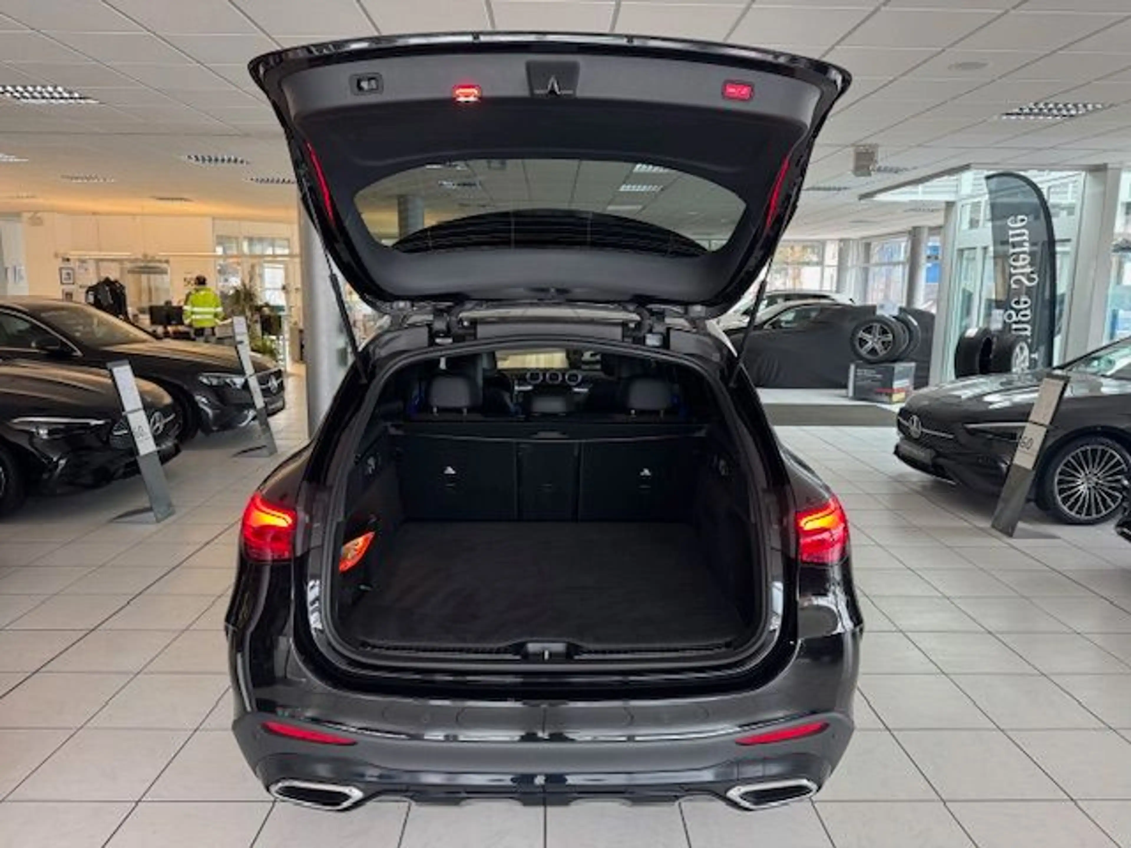 Mercedes-Benz GLC 450 d 4M AMG Line Pano AHK Night 360° FAP Me — photo 8