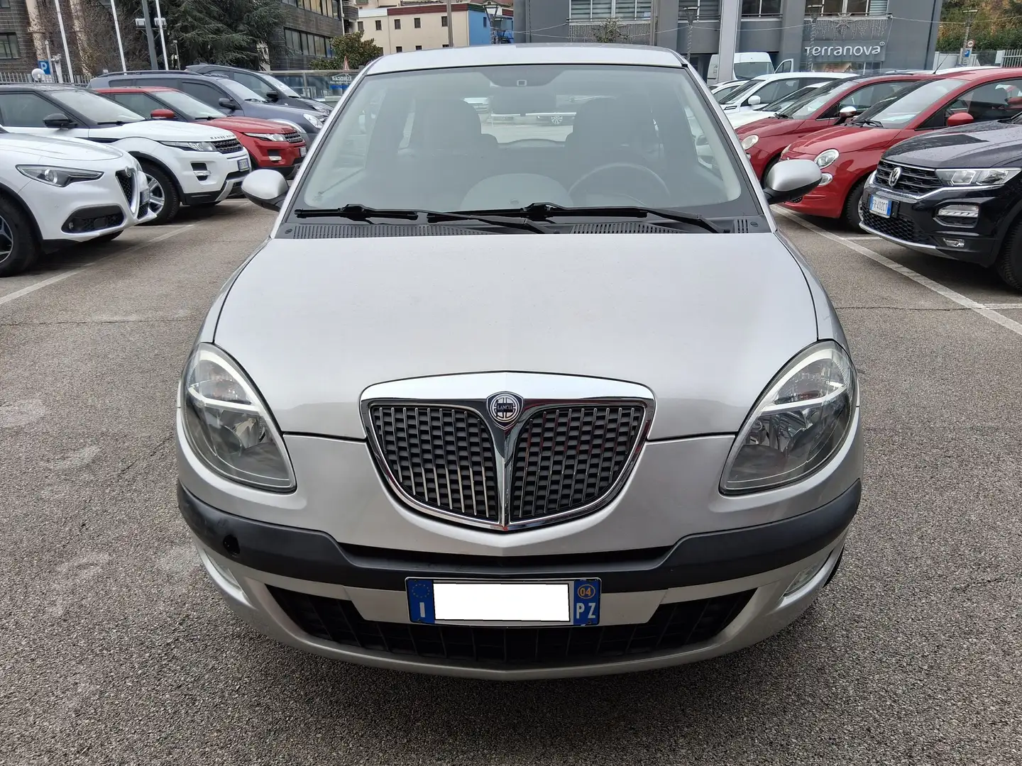 Lancia Ypsilon 1.2 16v Platino Argento - 1