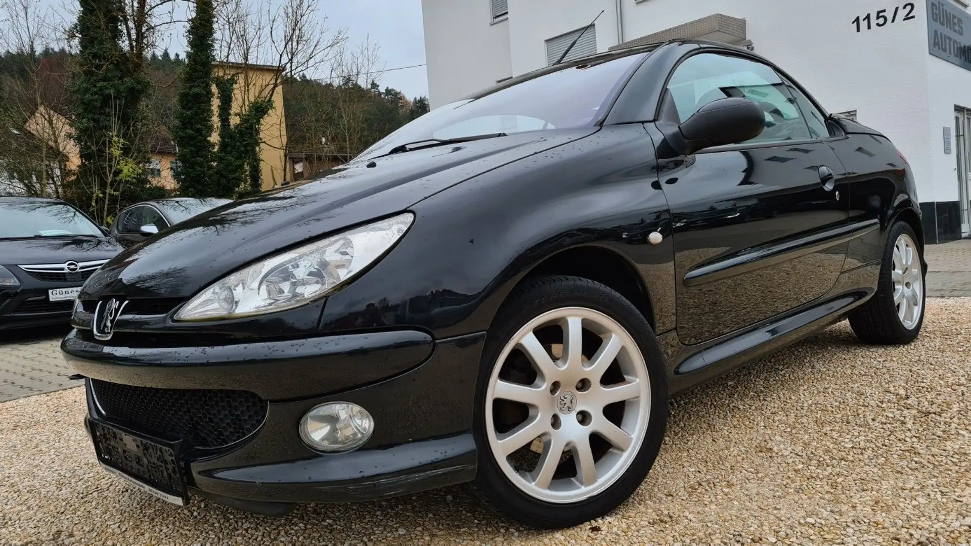 Peugeot 206 CC +136PS+KLIMATRONIC+SITZHEIZUNG+ Schwarz - 1