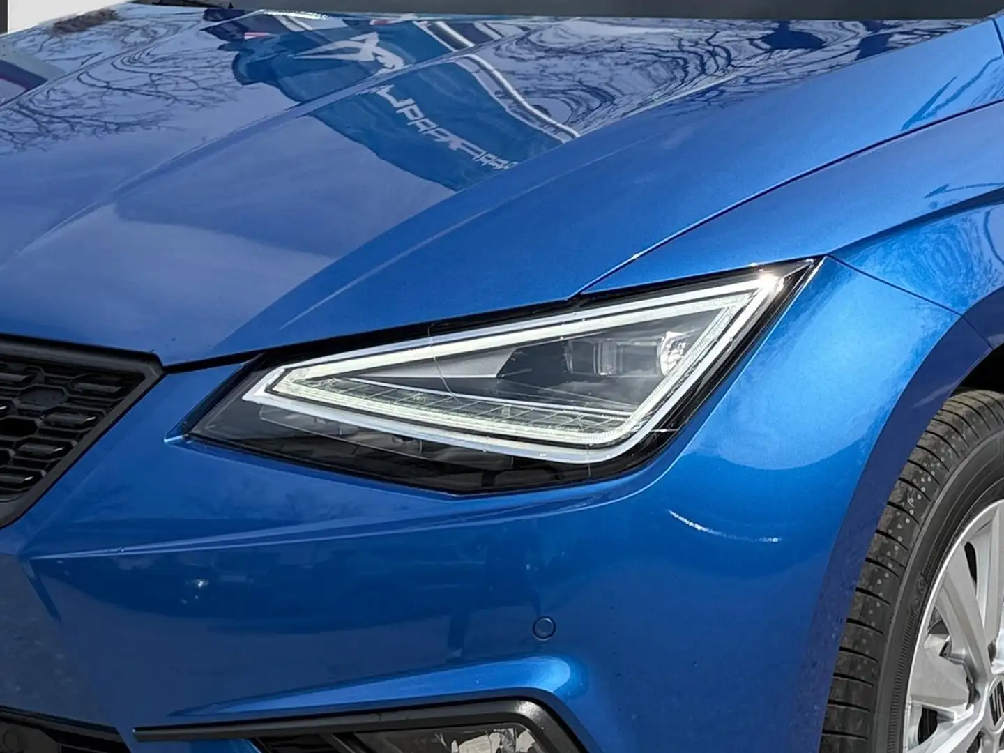 SEAT Ibiza 1.0 TSI Style LED SHZ PDC Kamera Blau - 2