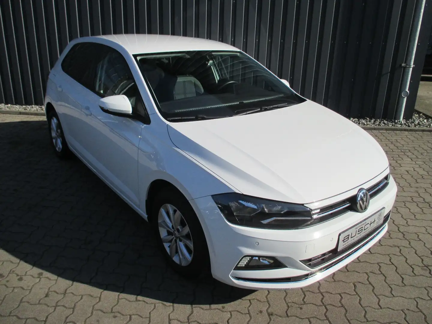 Volkswagen Polo VI Highline TSI 85kw (115PS), 6-Gang 4trg. Blanc - 2