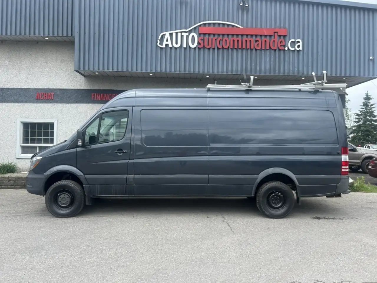 Mercedes-Benz Sprinter снимка Mercedes-Benz Sprinter