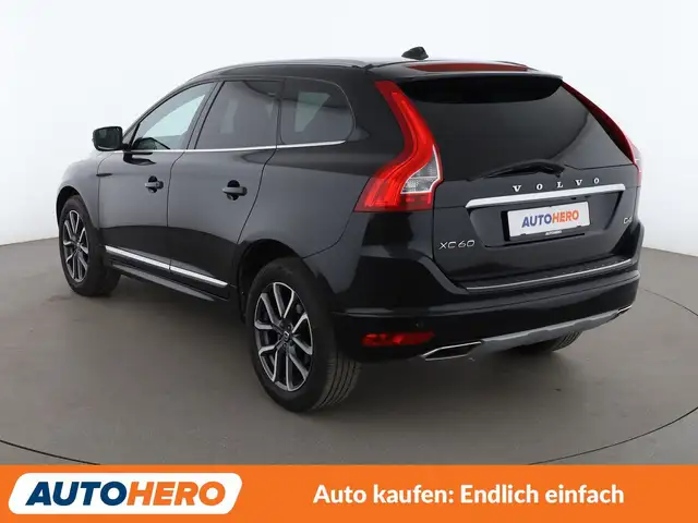 Volvo XC60 view 4