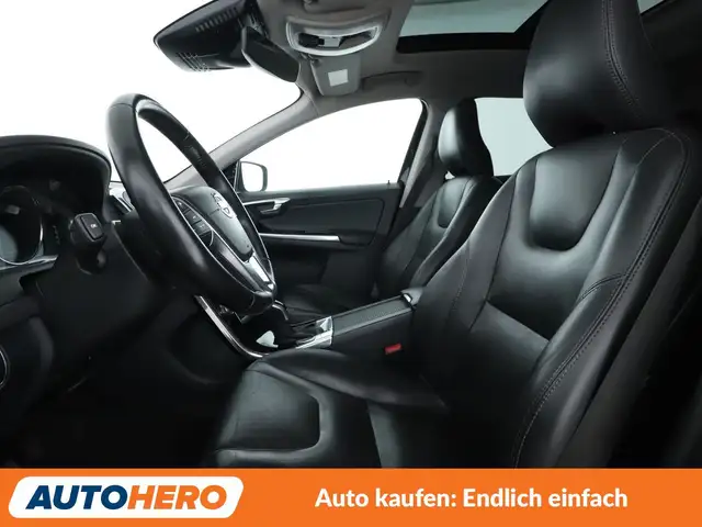 Volvo XC60 view 10