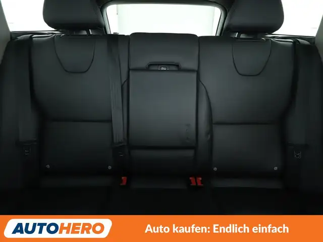 Volvo XC60 view 15
