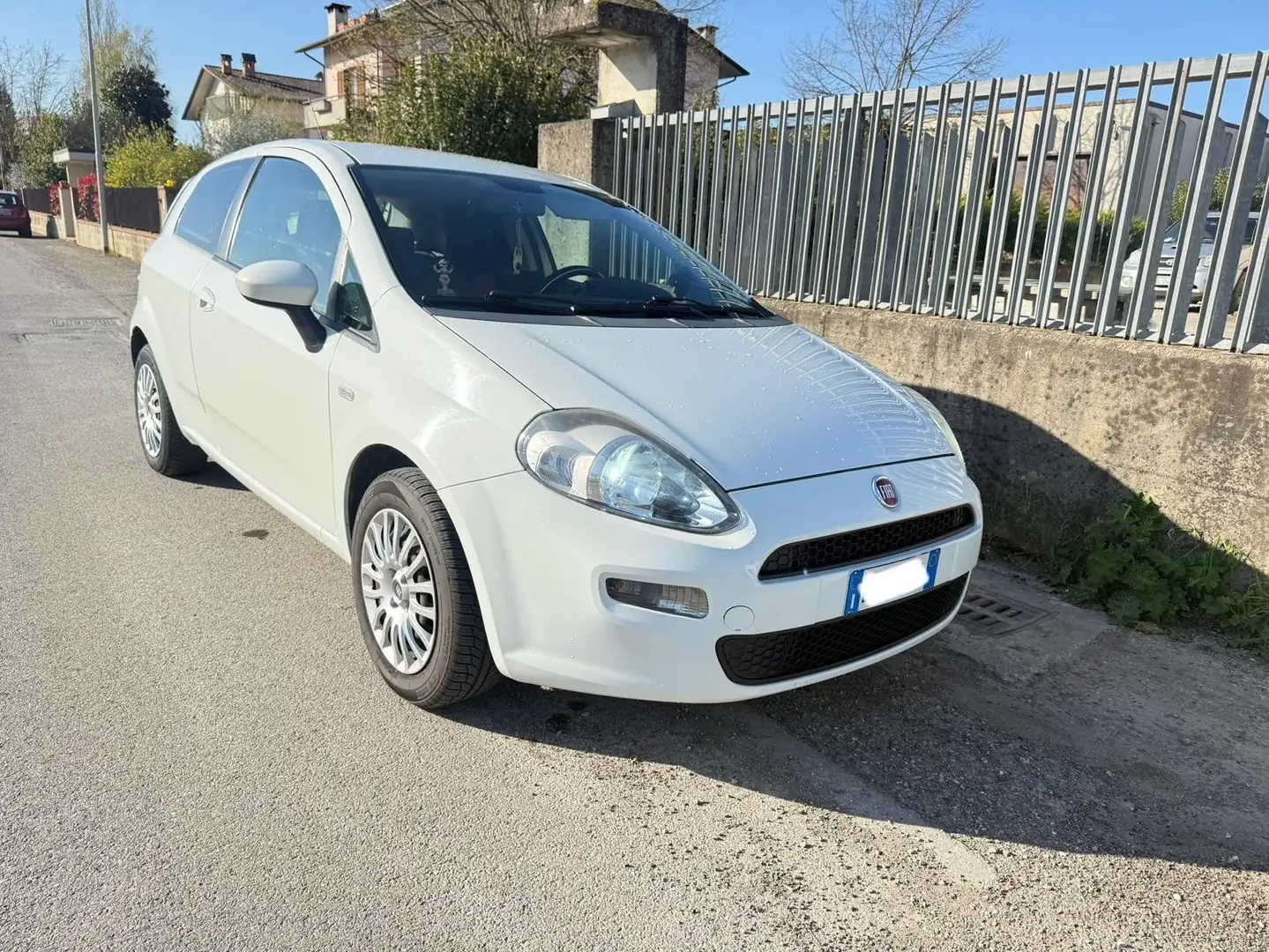Fiat Punto 3p 0.9 t-air s&s 85cv Bianco - 1