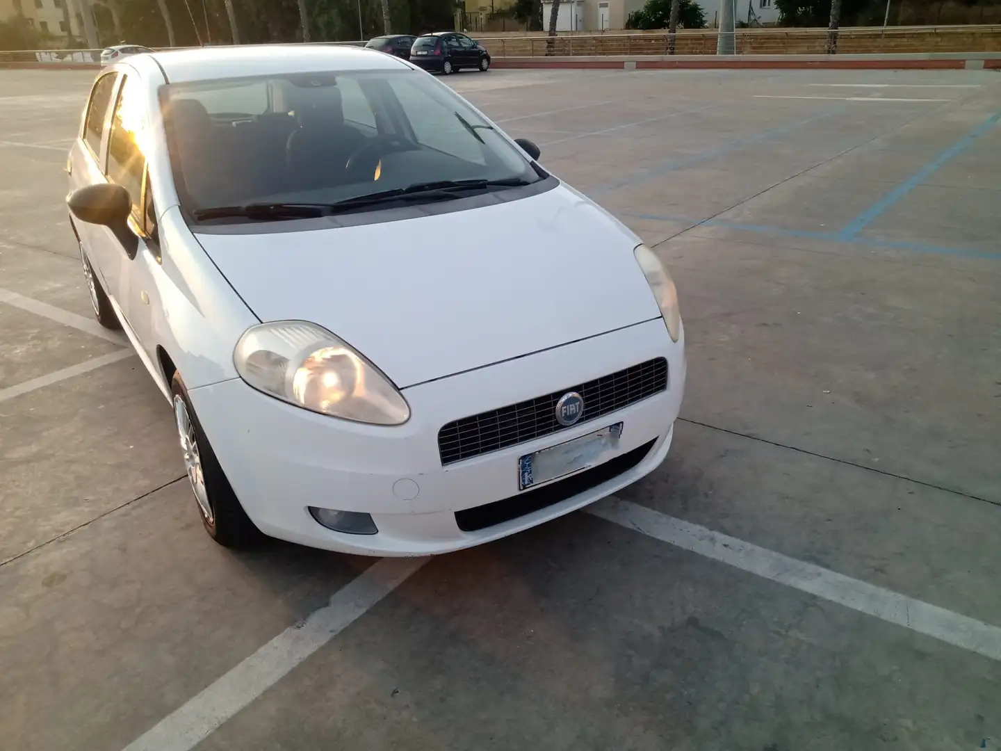 Fiat Grande Punto Grande Punto III 2005 5p 1.2 Active c/clima 65cv Bianco - 1