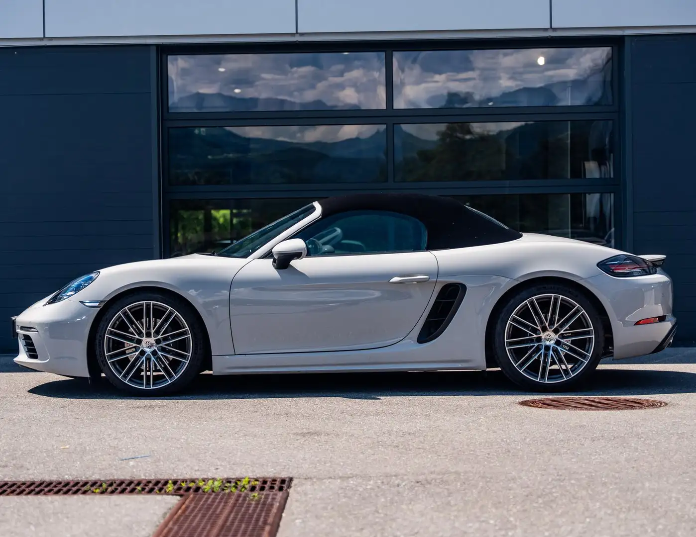 Porsche 718 Boxster Grau - 2