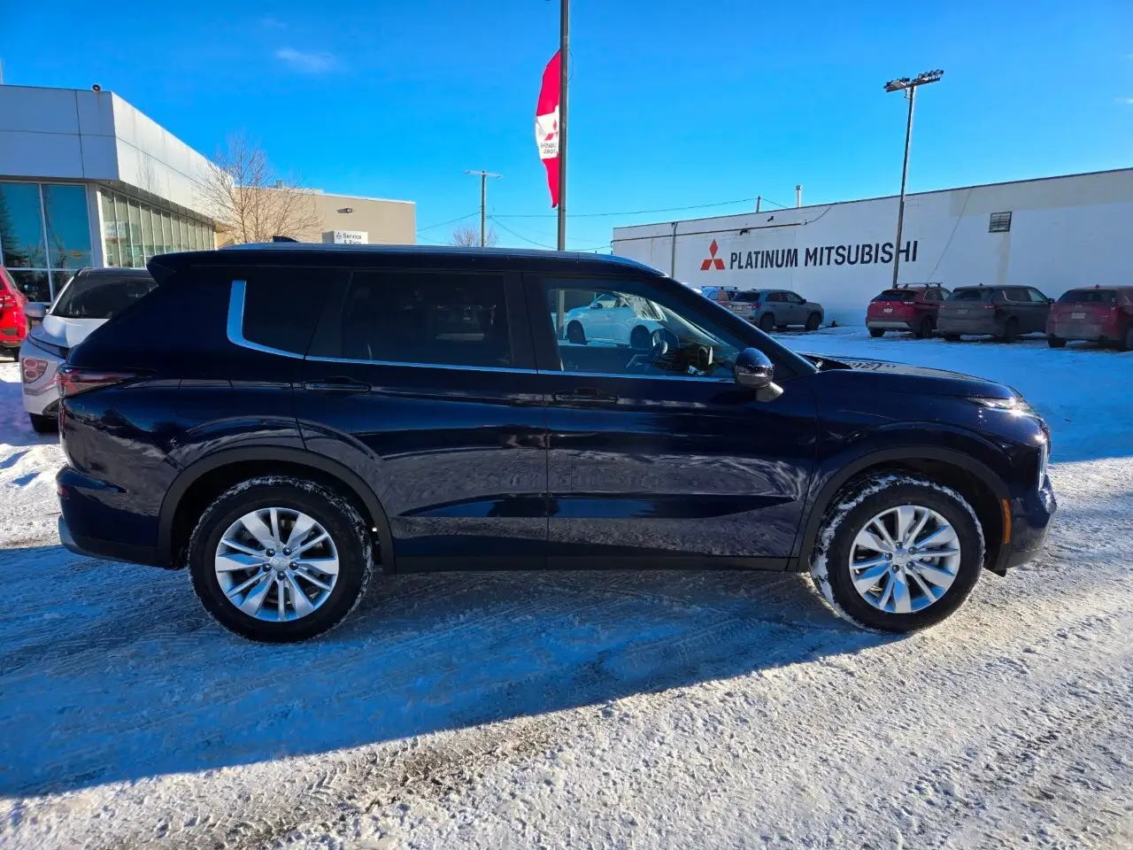 Mitsubishi Outlander снимка Mitsubishi Outlander