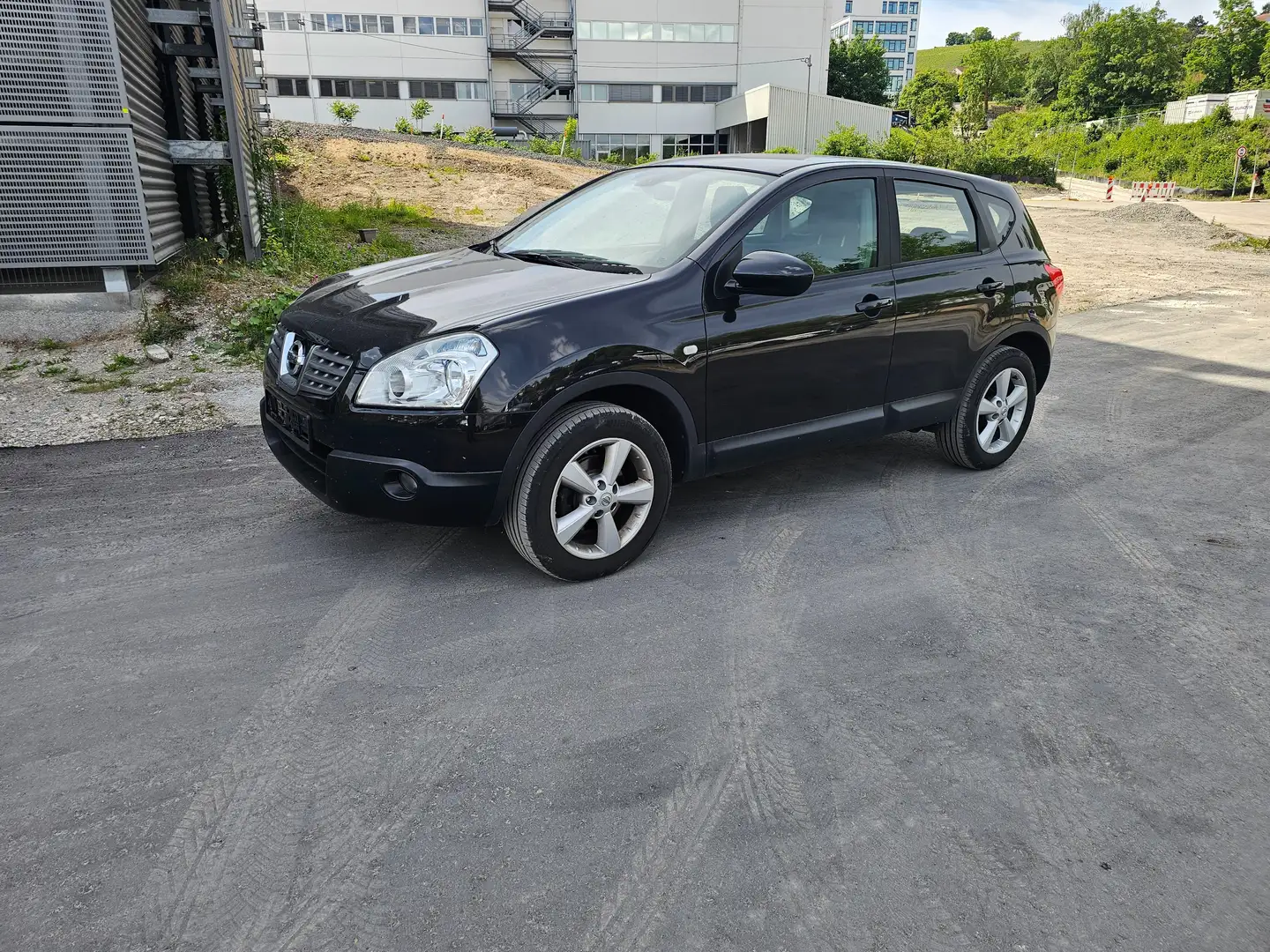 Nissan Qashqai Acenta 4X4 Schwarz - 2