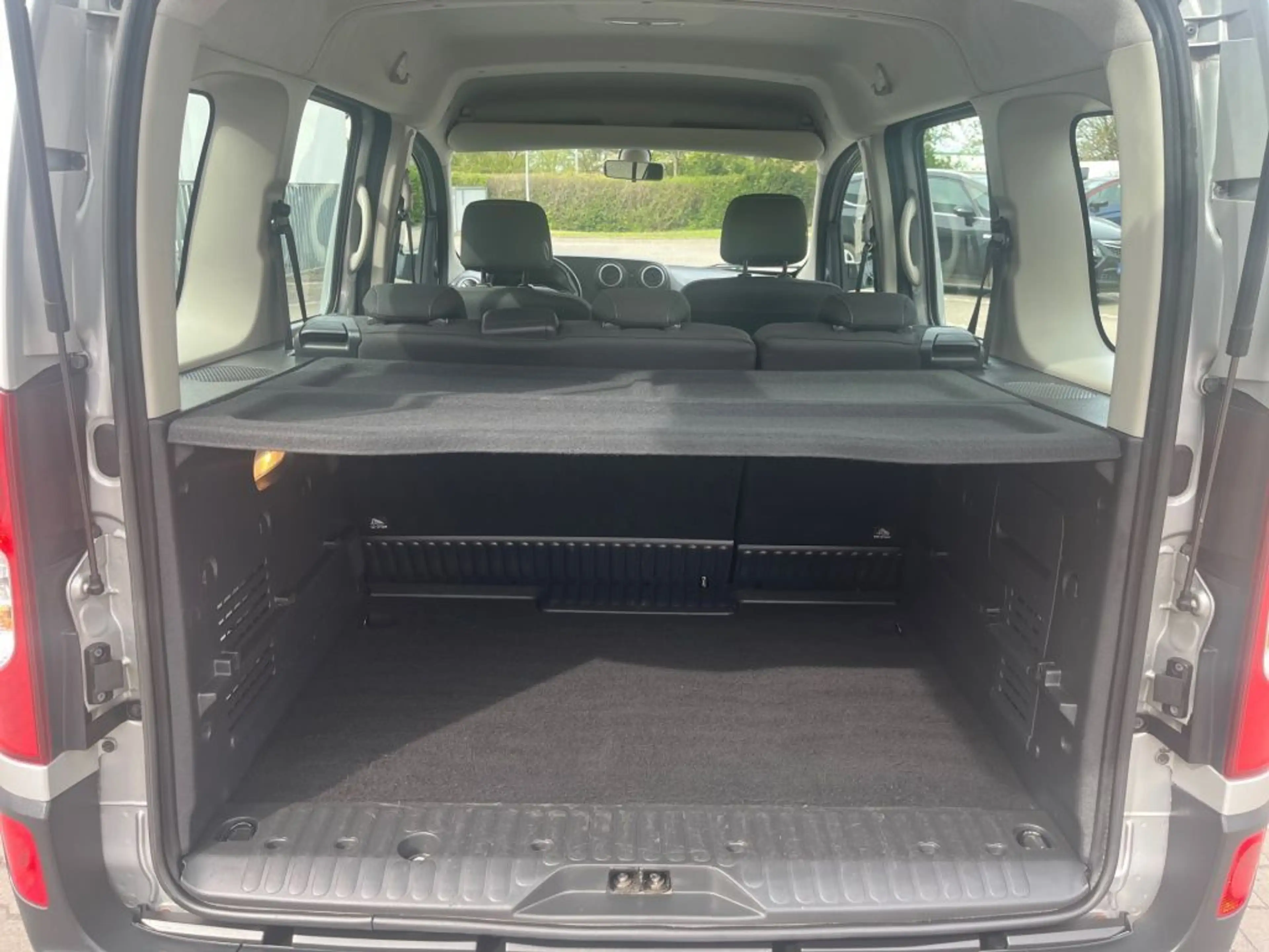 Mercedes-Benz Citan 111 CDI Tourer lang Start & Stop EDITION — photo 7