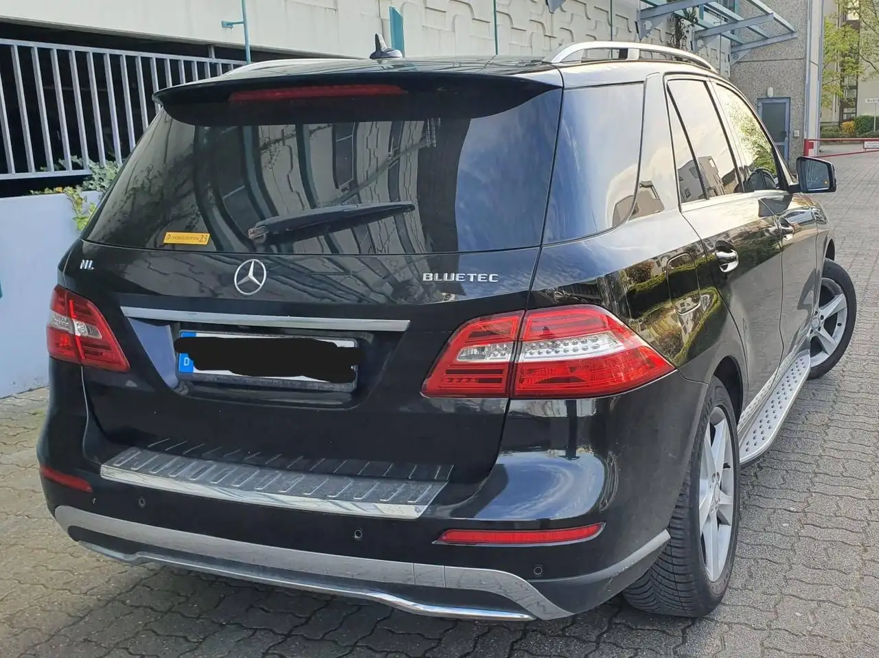 Mercedes-Benz ML 350 ML 350 BlueTEC 4MATIC 7G-TRONIC — photo 1 of 11