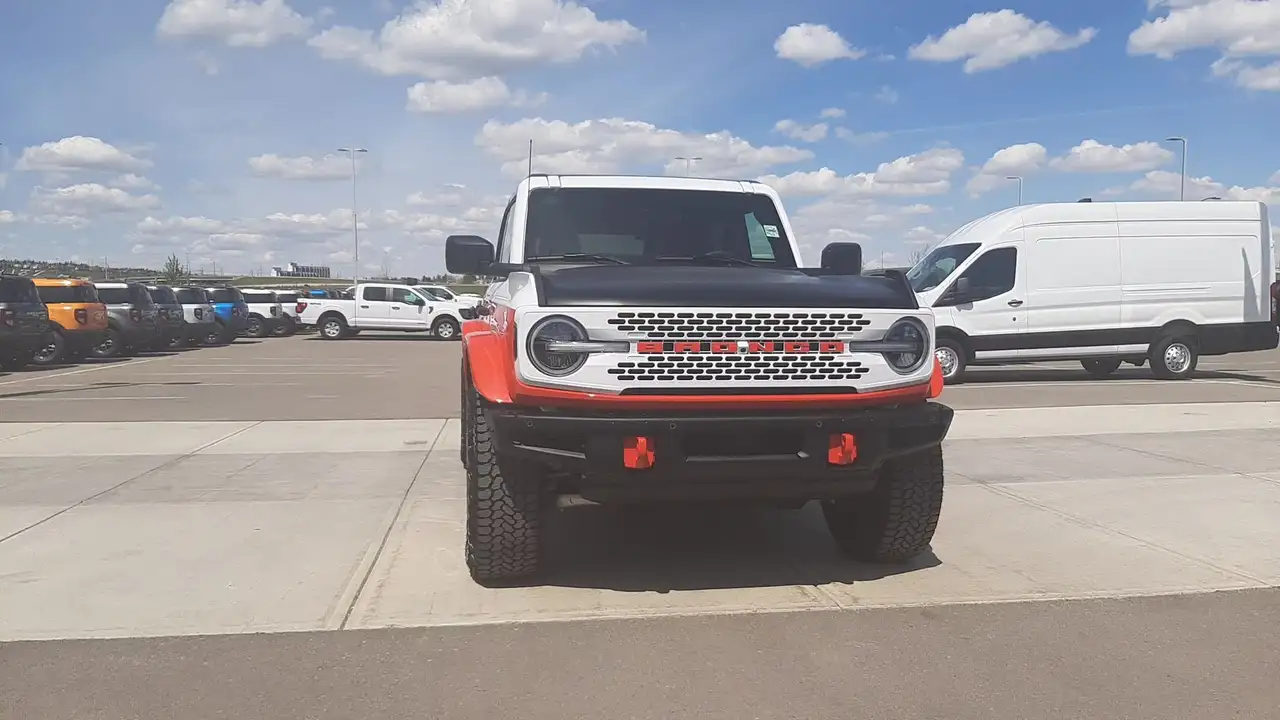 Ford Bronco снимка Ford Bronco