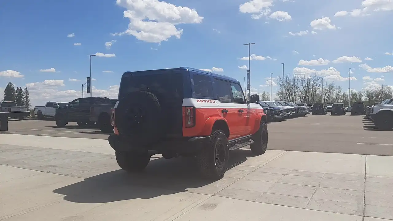 Ford Bronco снимка Ford Bronco