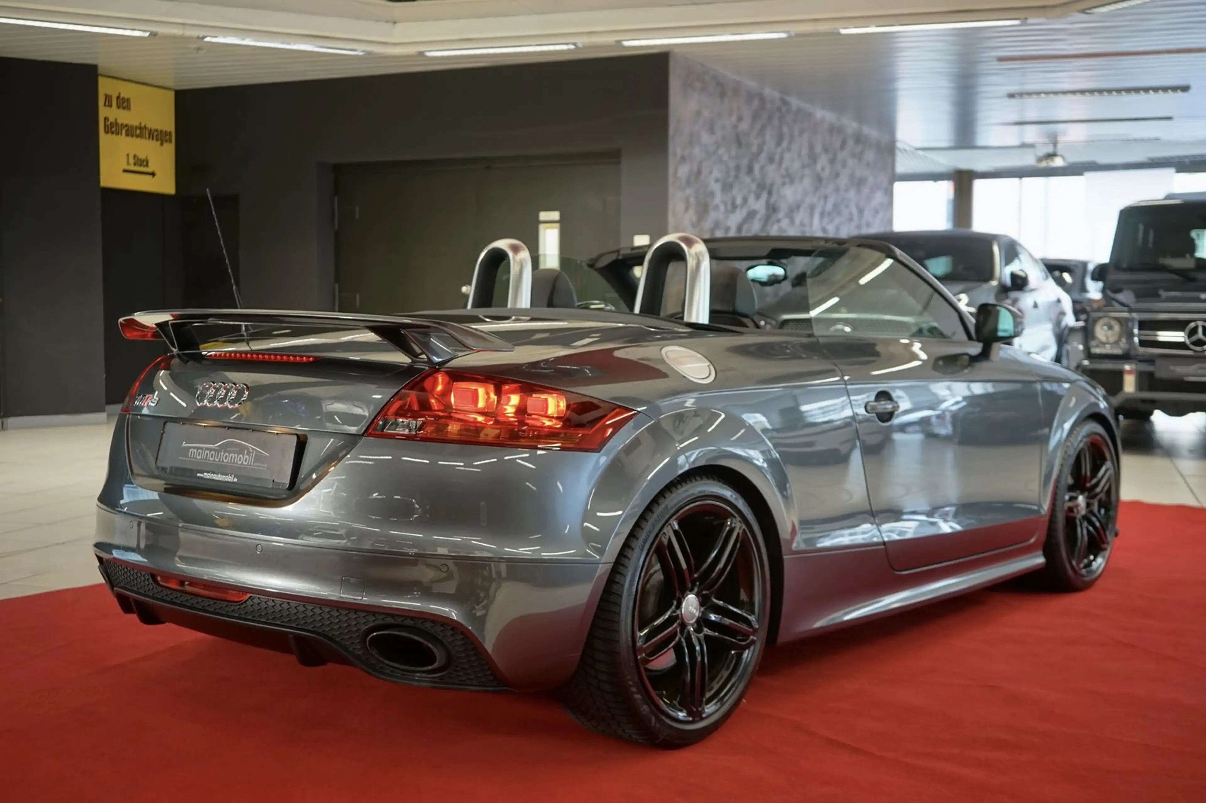 Audi TT RS 2.5 TFSI Roadster quattro 280km/h Schalter — photo 12
