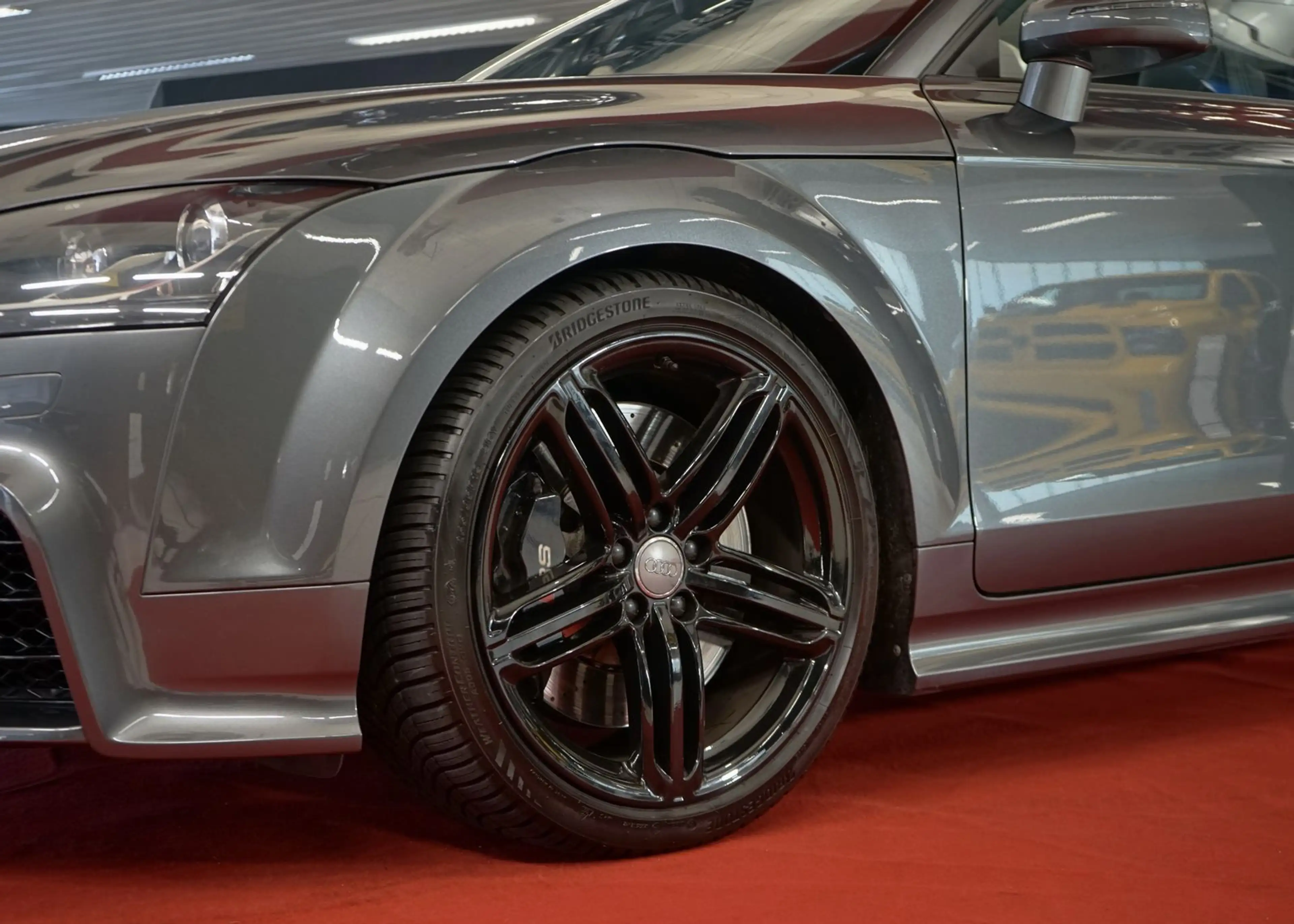 Audi TT RS 2.5 TFSI Roadster quattro 280km/h Schalter — photo 5