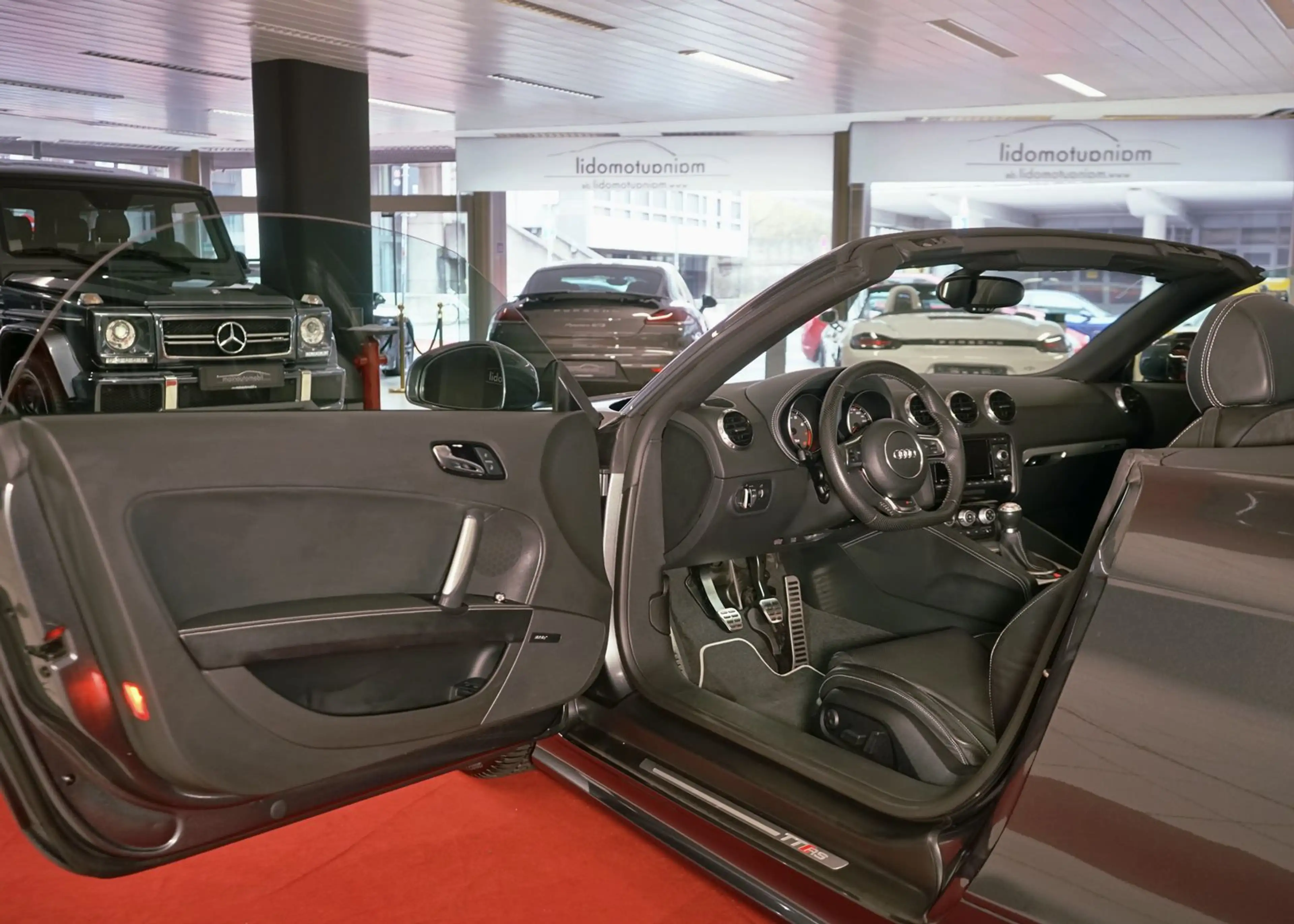 Audi TT RS 2.5 TFSI Roadster quattro 280km/h Schalter — photo 19