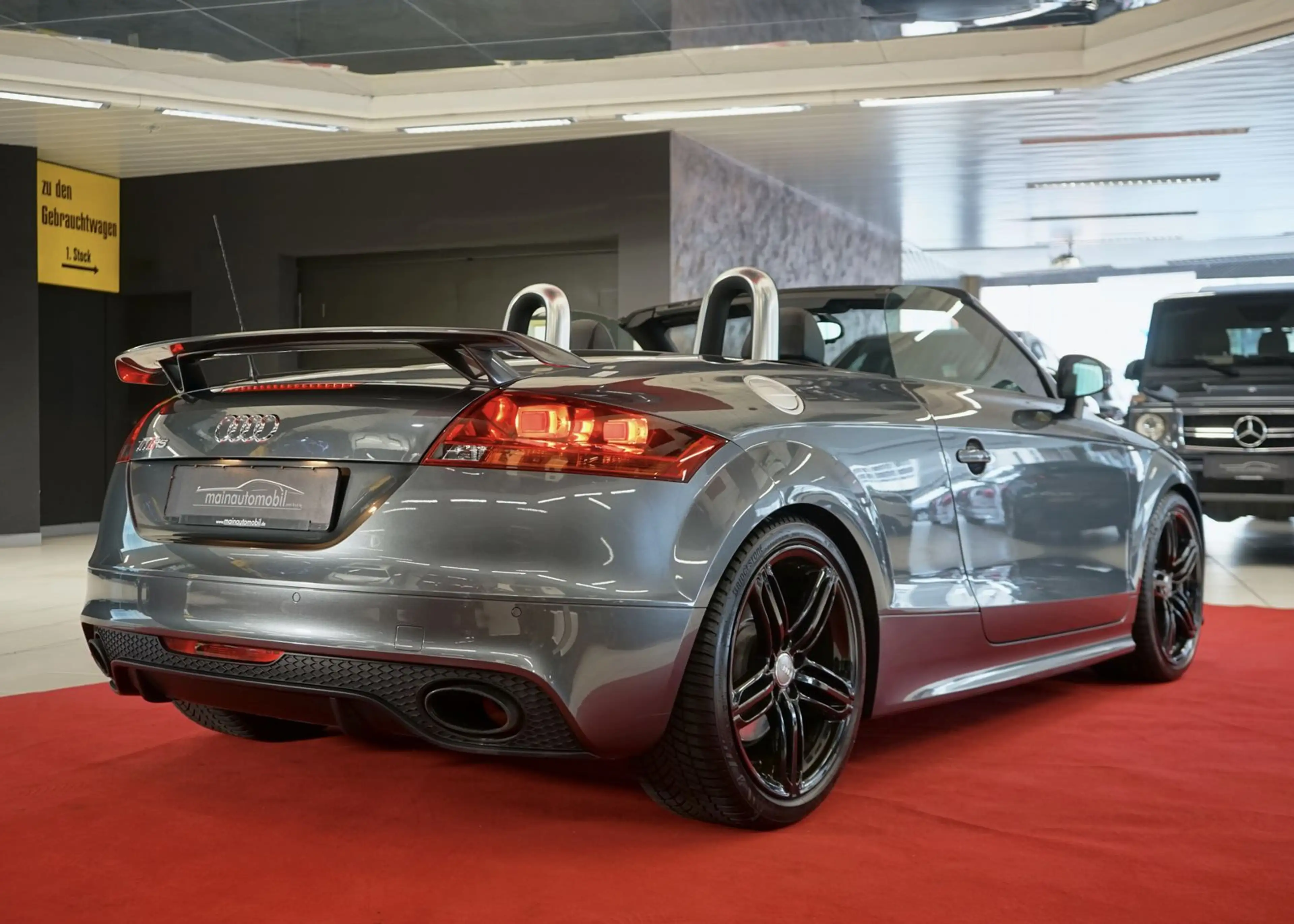Audi TT RS 2.5 TFSI Roadster quattro 280km/h Schalter — photo 11