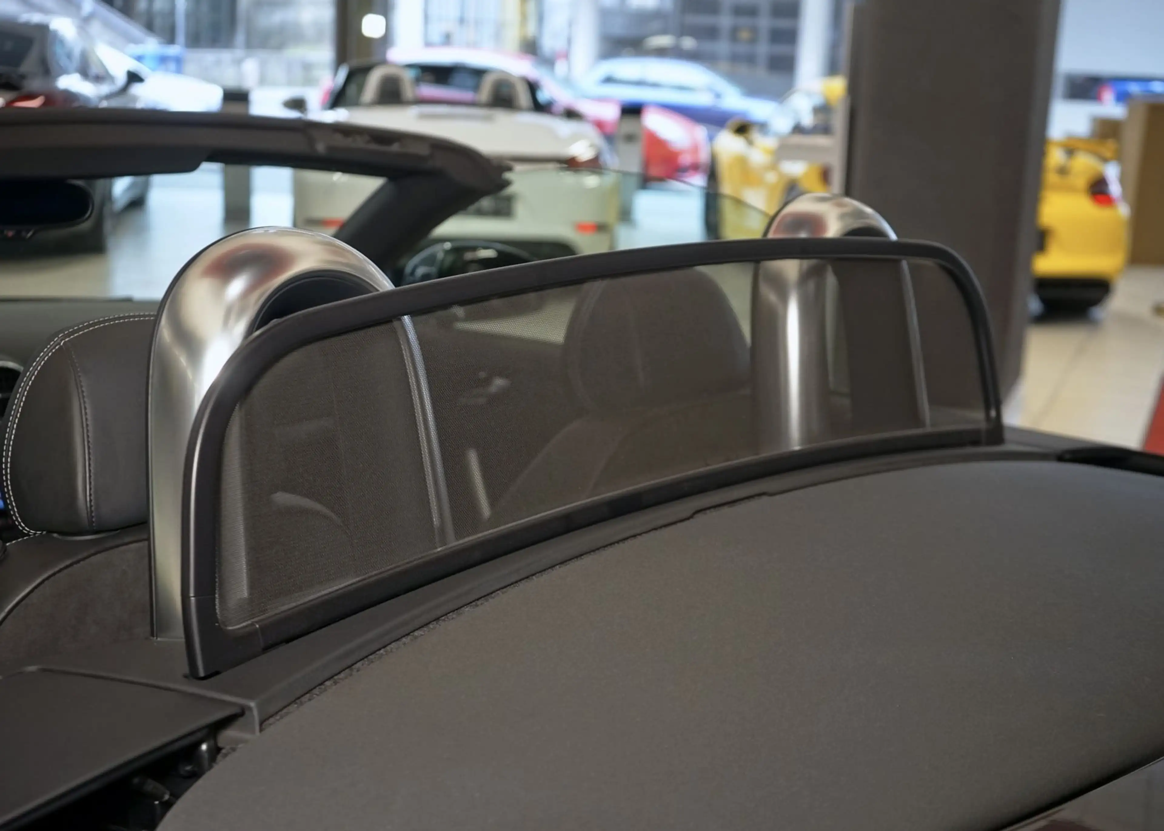 Audi TT RS 2.5 TFSI Roadster quattro 280km/h Schalter — photo 23