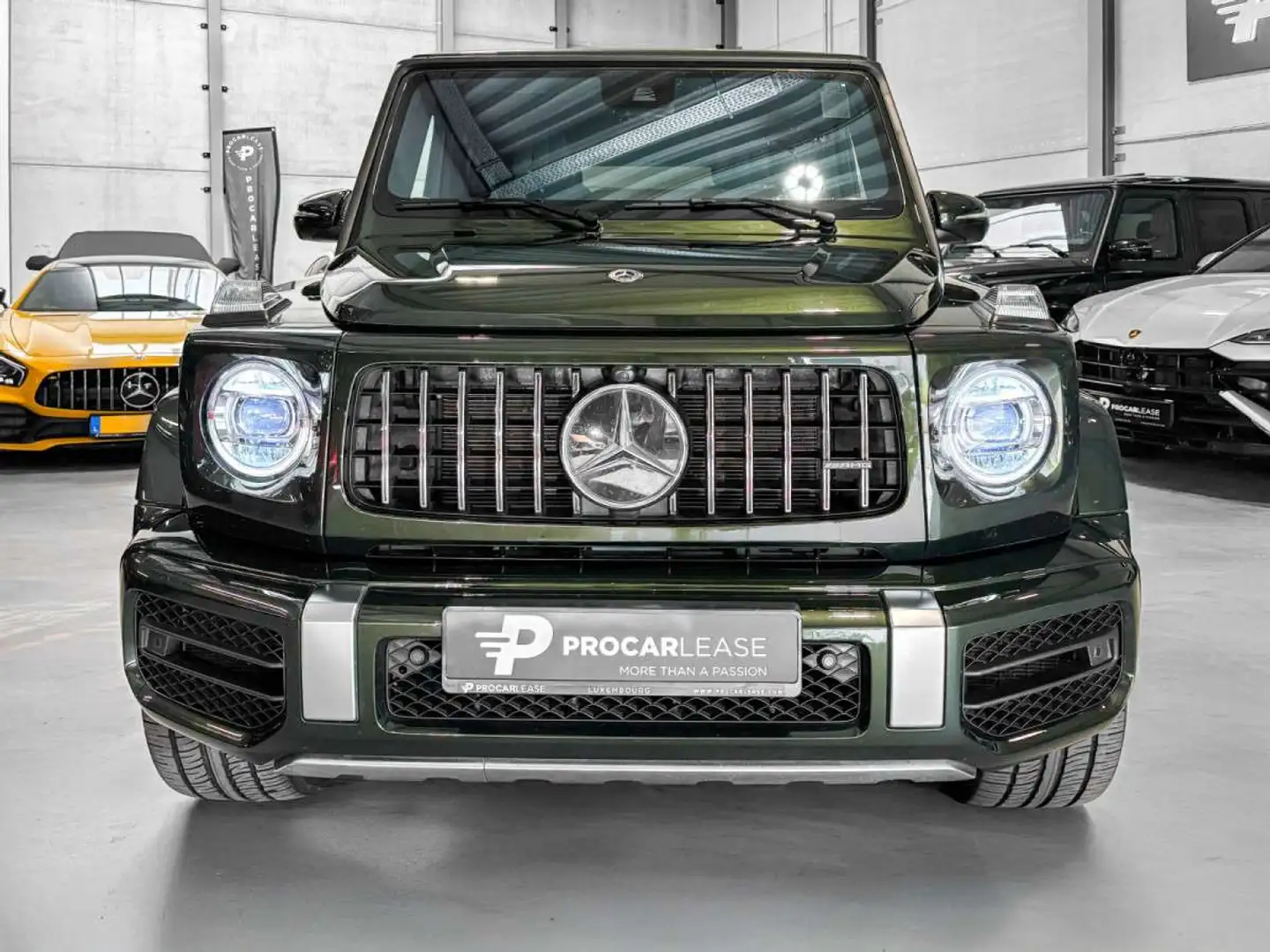 Mercedes-Benz G 63 AMG G63 AMG MANUFAKTUR/22/BURMESTER/CARBON/TV/STHZ Vert - 2