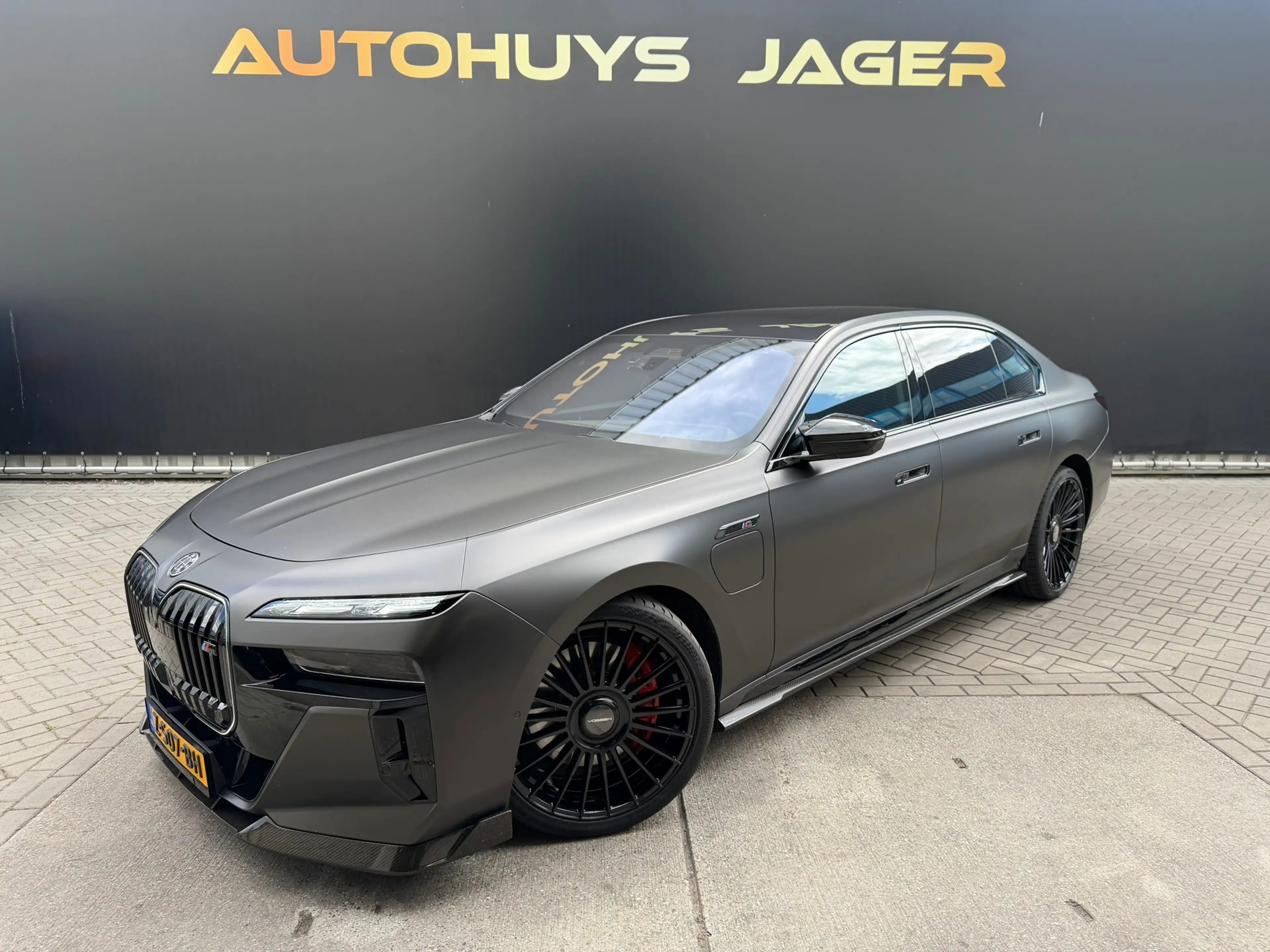 BMW 760 7-serie M760e xDrive Carbon M-Sport B&W Hud Vossen — photo 4