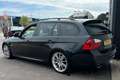 BMW 320 3-serie Touring 320i M-PAKKET/NWEAPK/VOLO-H/ALCANT Zwart - thumbnail 4