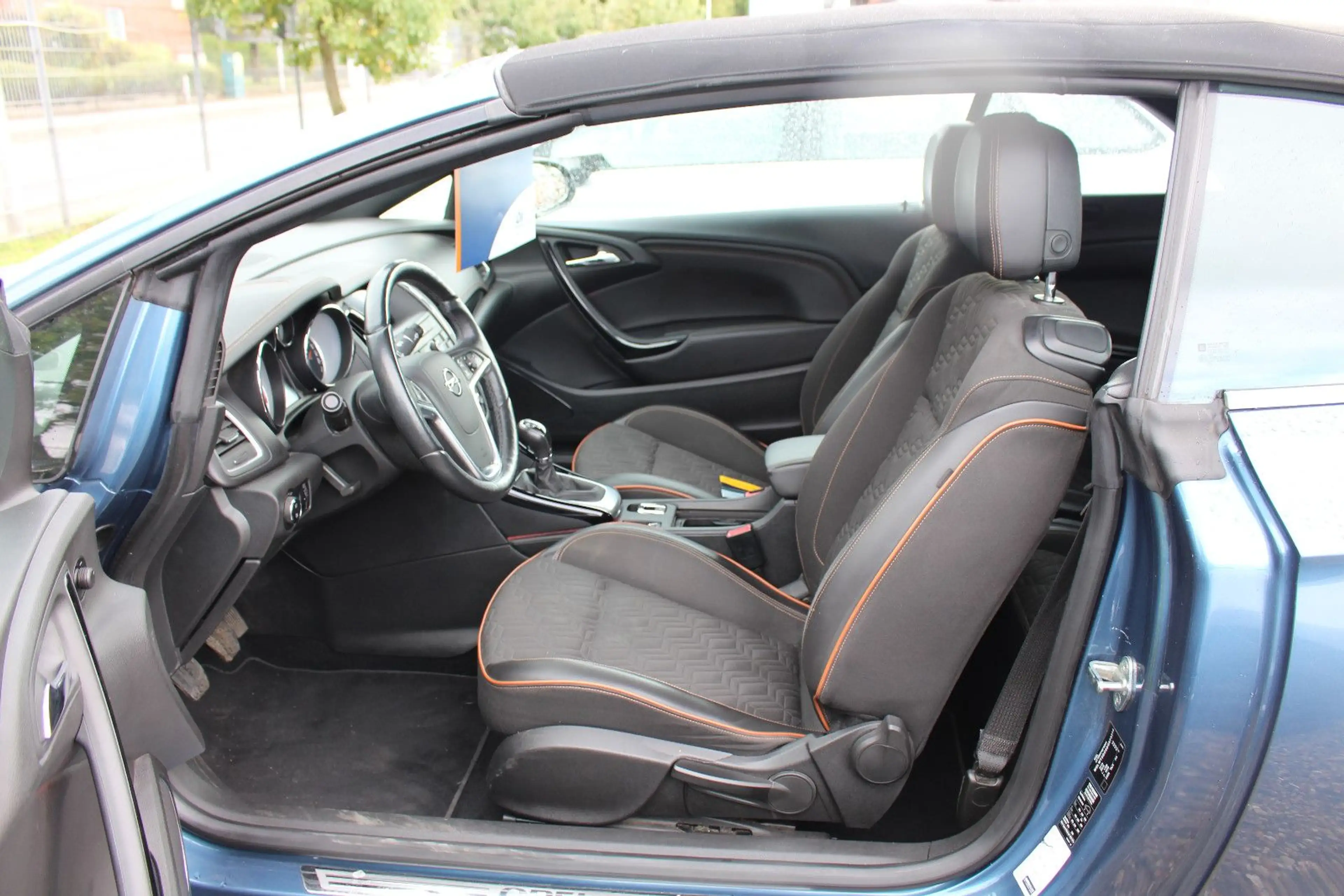 Opel Cascada Innovation*S.Heft*Navi*LenkradHZ*SHZ*PDC — photo 9