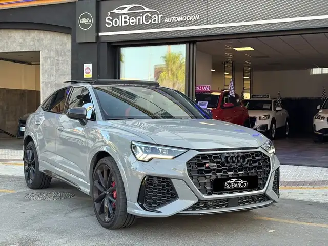Audi RS Q3 2.5 TFSI quattro S tronic