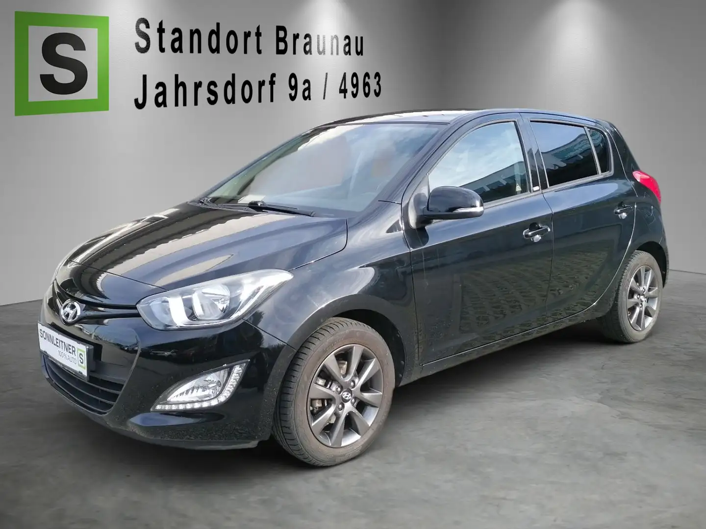 Hyundai i20 i20 Go 1,2 Schwarz - 1