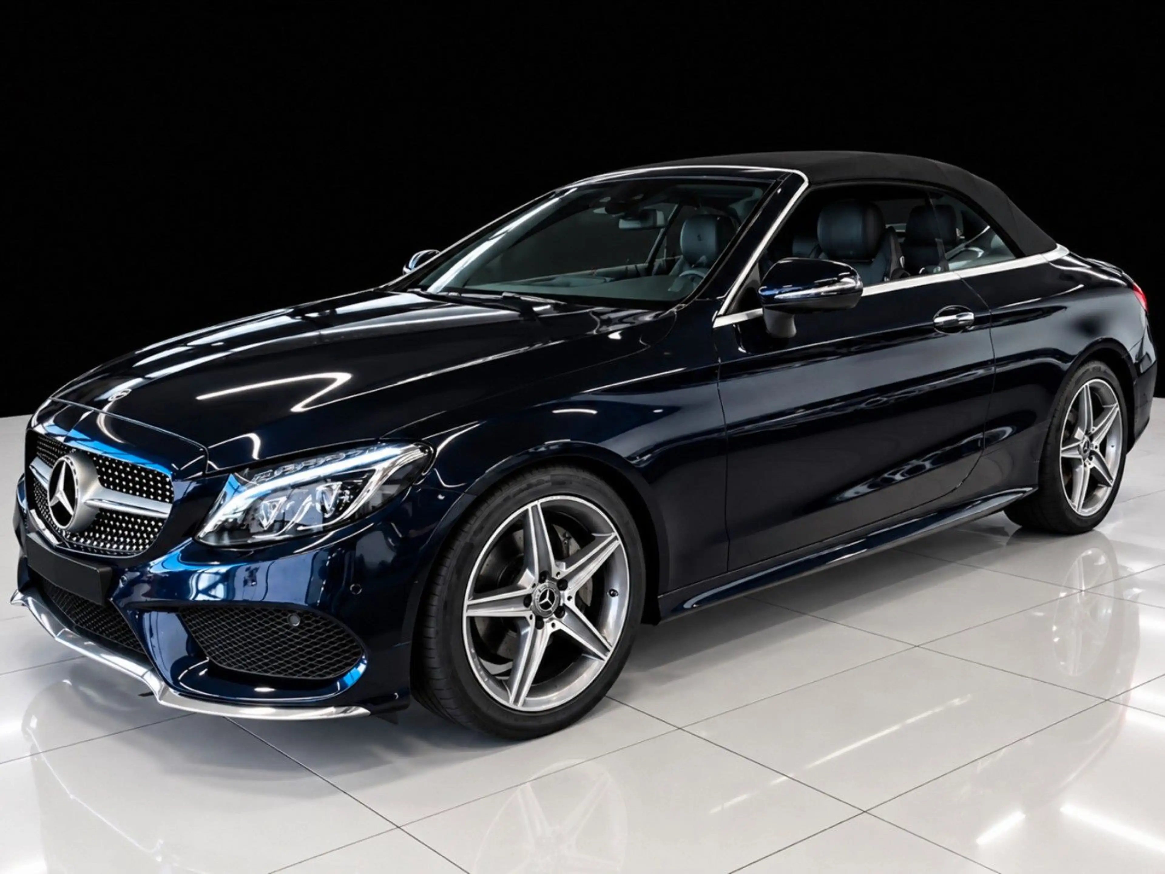 Mercedes-Benz C 200 Cabrio AMG Paket Klima Airscarf Neuwertig
