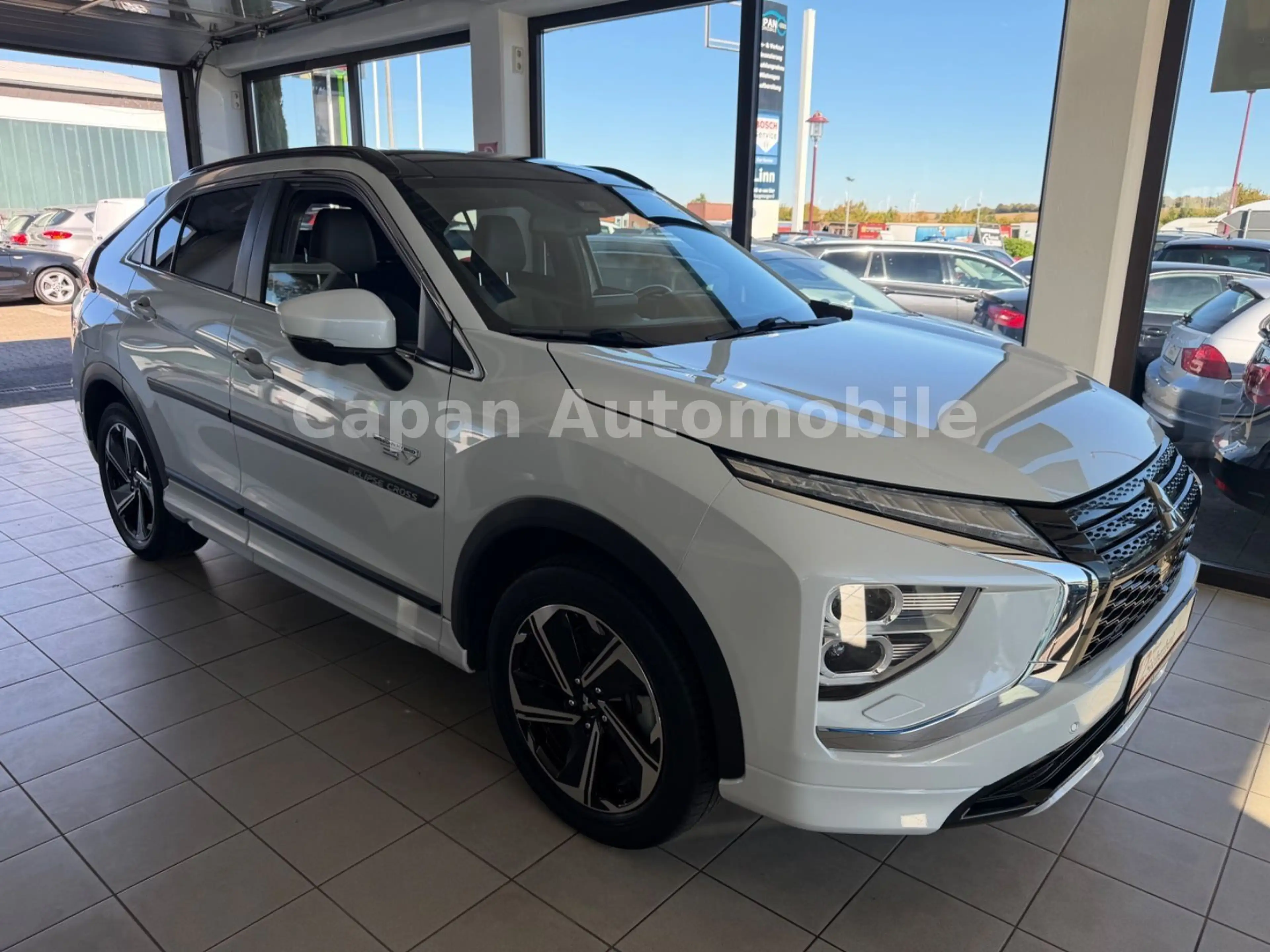 Mitsubishi Eclipse Cross Top Hybrid 4WD Scheckheft/360°/AHK — photo 8