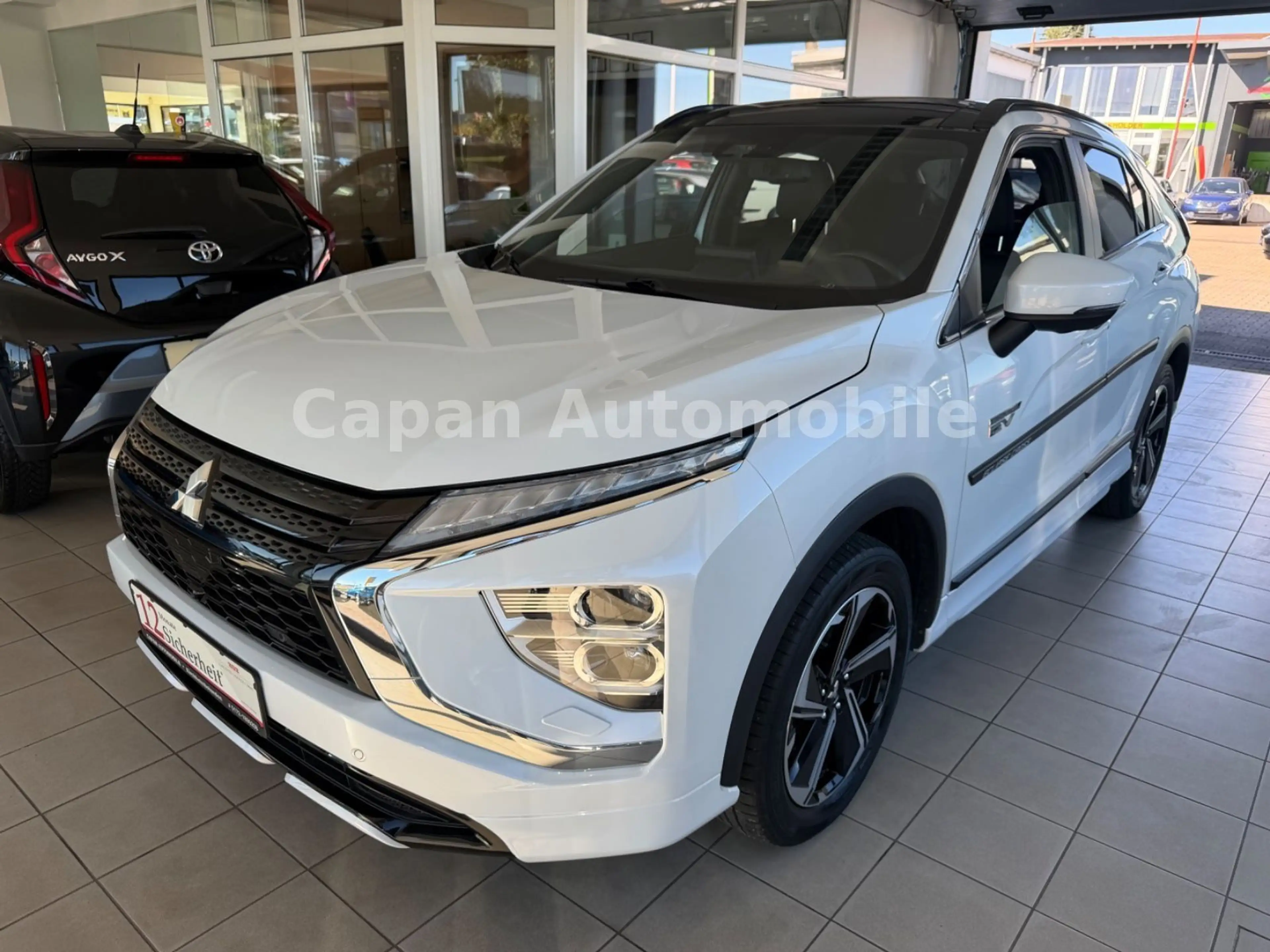 Mitsubishi Eclipse Cross Top Hybrid 4WD Scheckheft/360°/AHK — photo 4