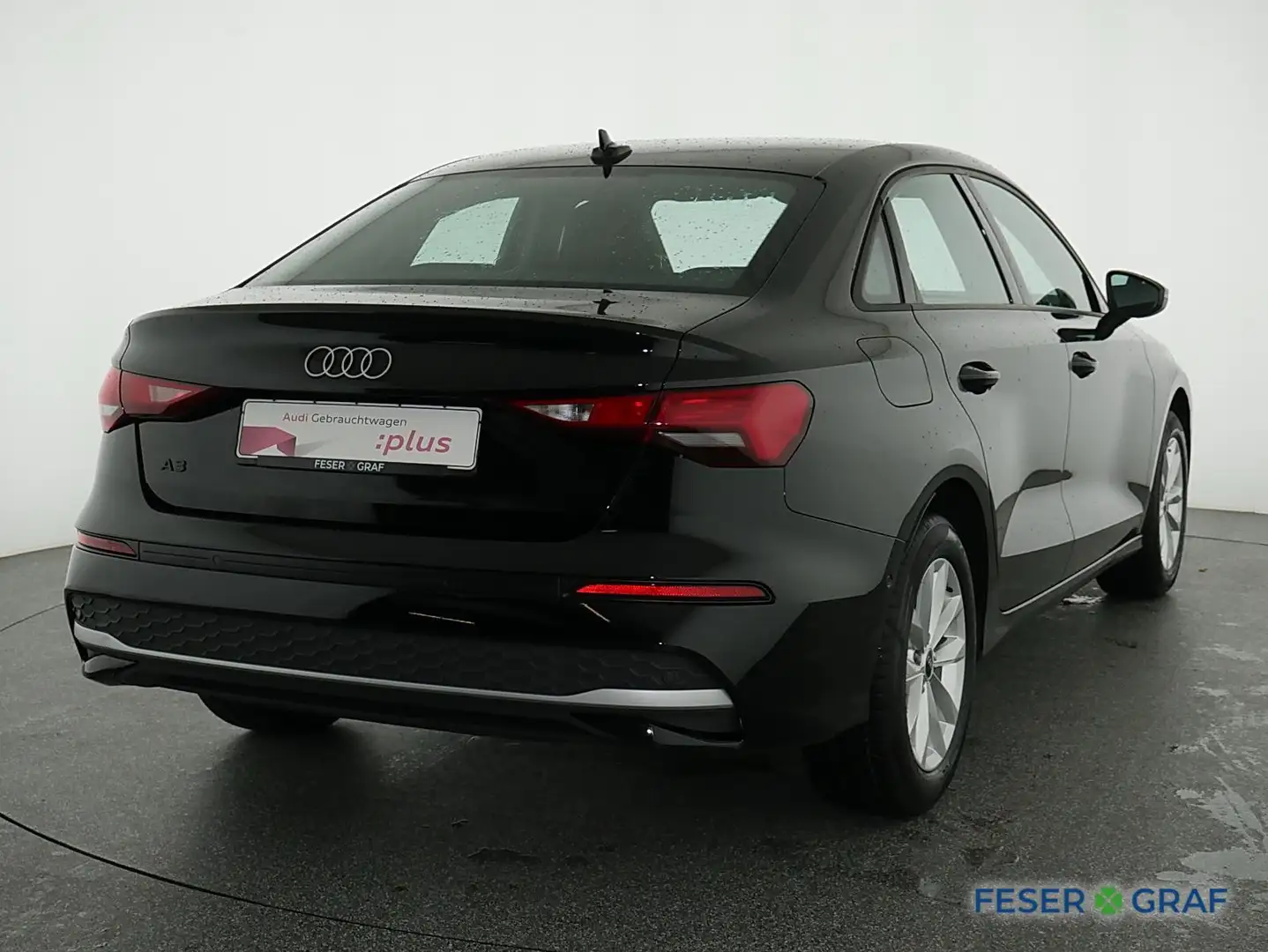Audi A3 Lim 30 TFSI S tronic SmartphoneI,PDC,Sitzhzg Zwart - 2
