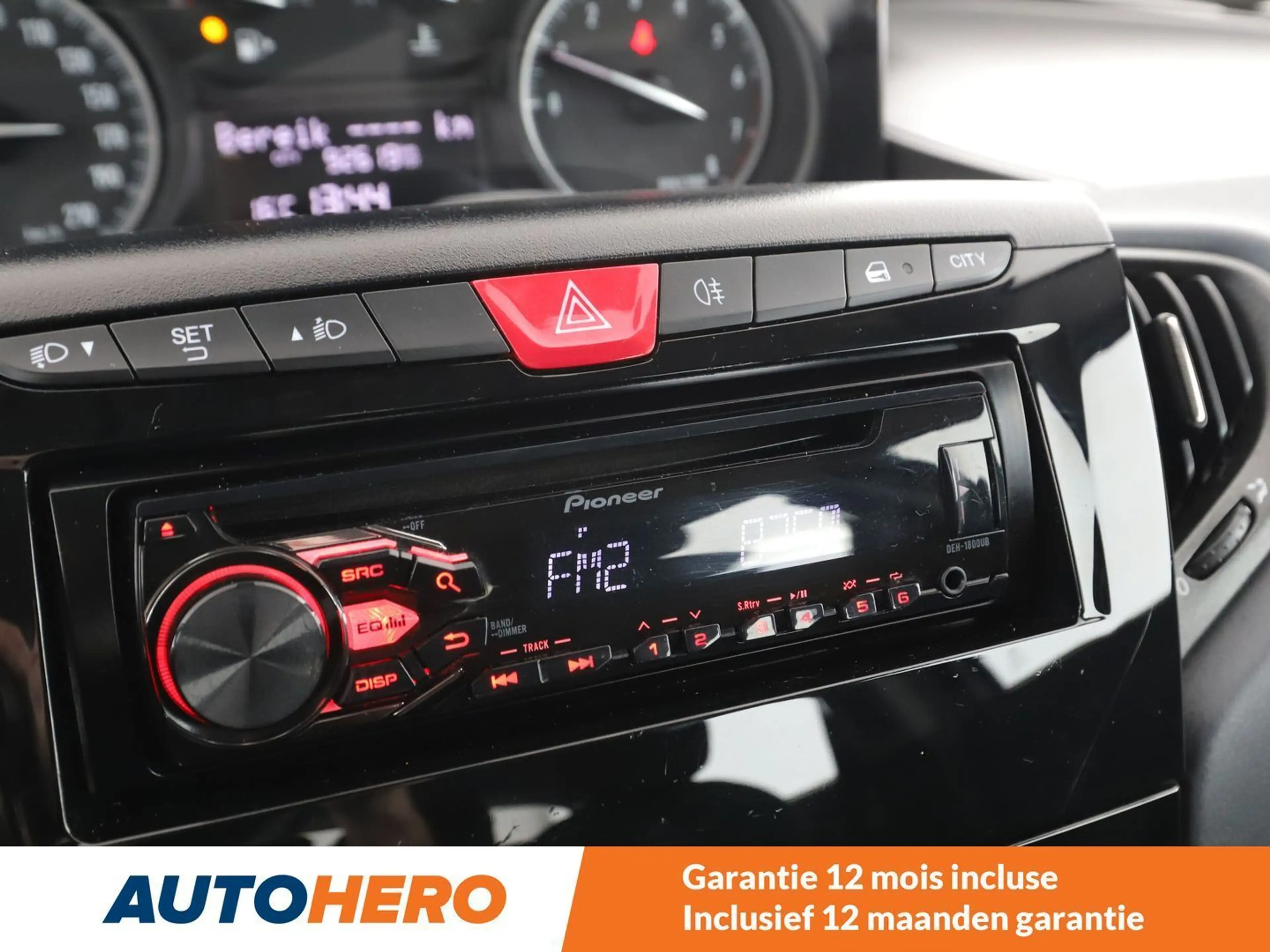 Lancia Ypsilon 1.2 Silver — photo 6