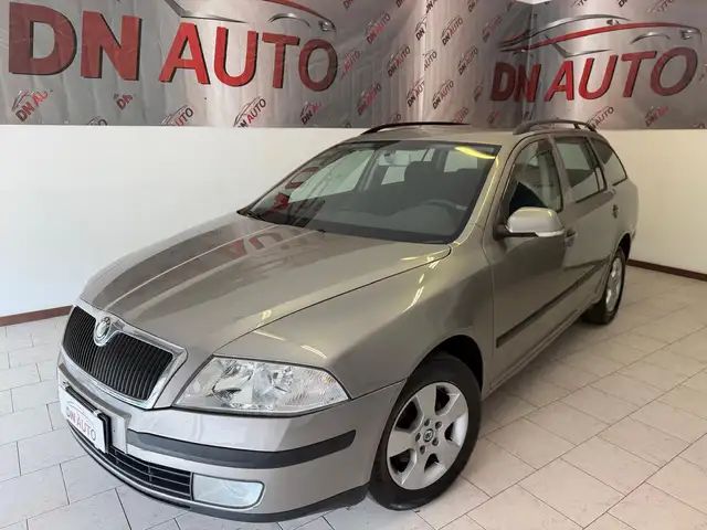 Skoda Octavia 1.9 tdi Ambiente 4x4 fap