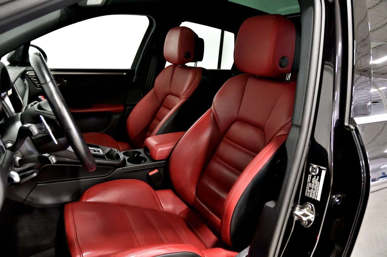 2023 Porsche Macan Premum + / Toit pano / Sieges sport / Carplay / Ve thumb 15
