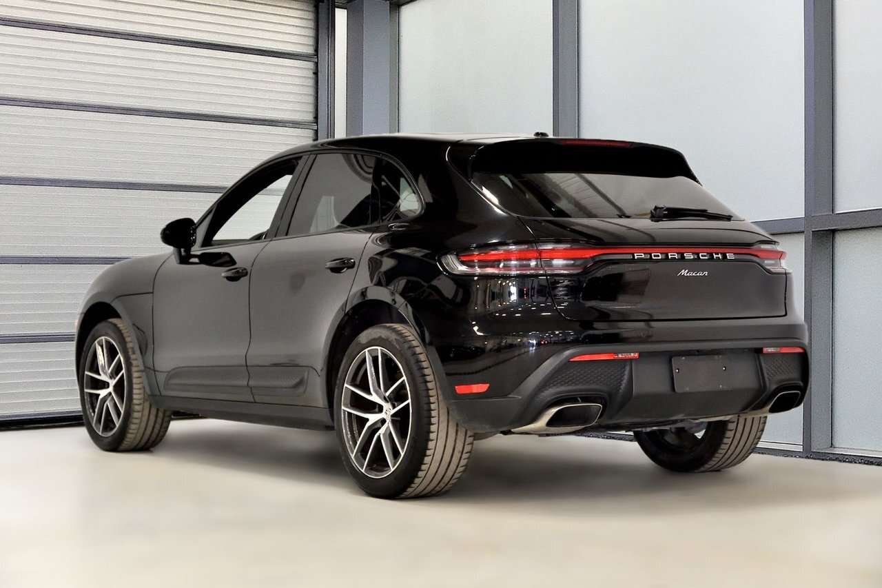 2023 Porsche Macan Premum + / Toit pano / Sieges sport / Carplay / Ve thumb 7